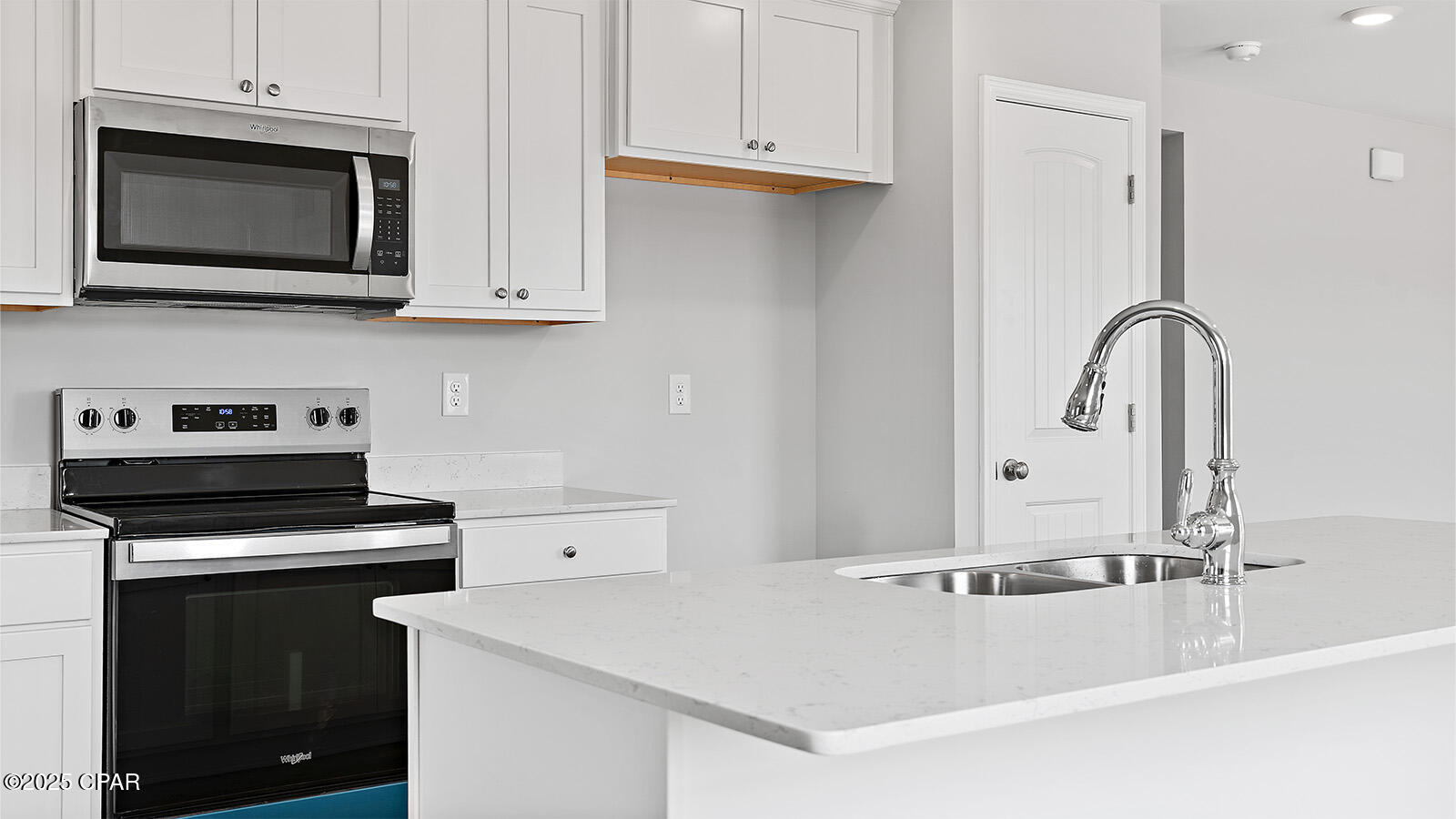 Colonial Landing - Residential