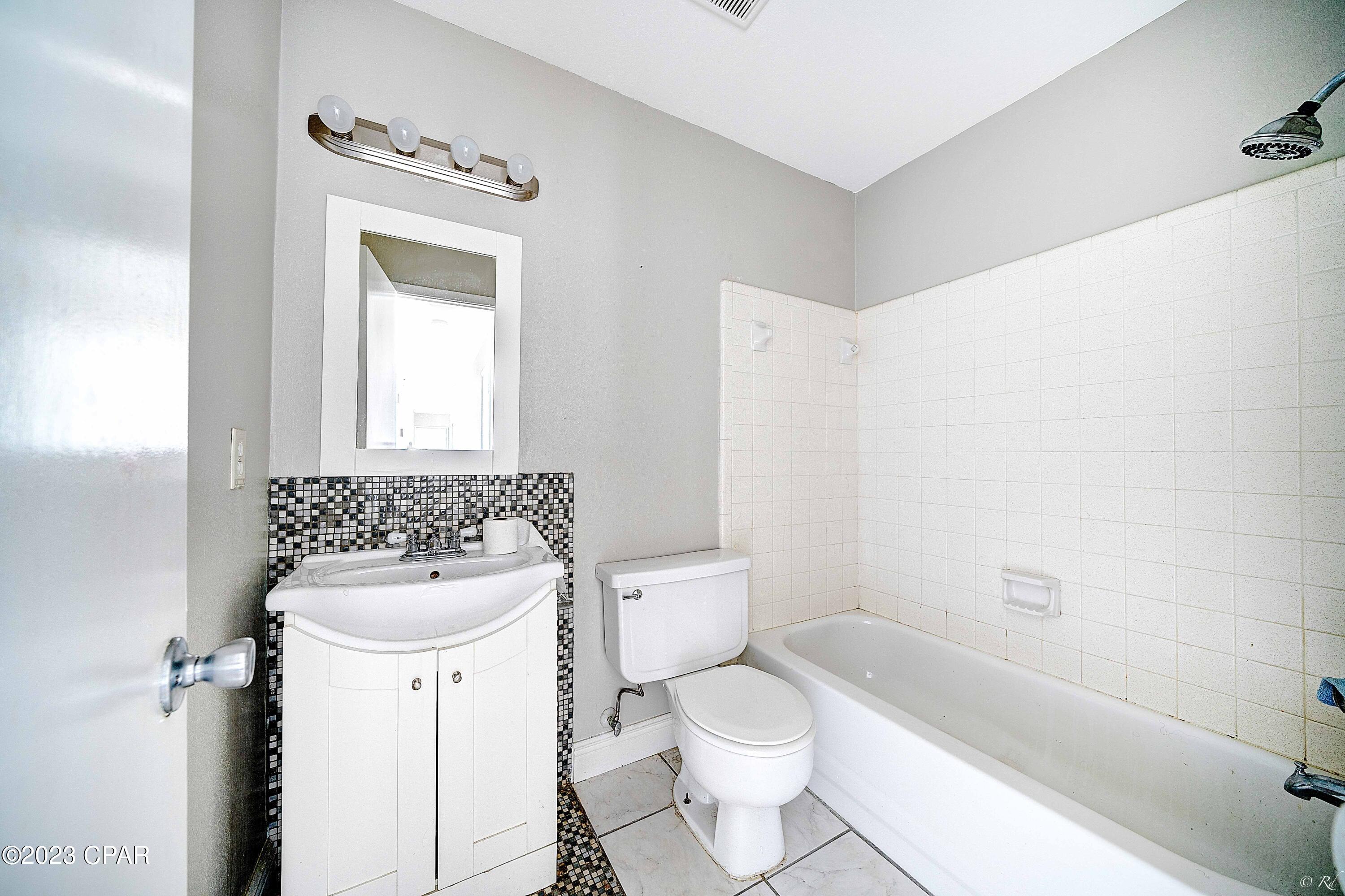 Lorraine Estates - Residential