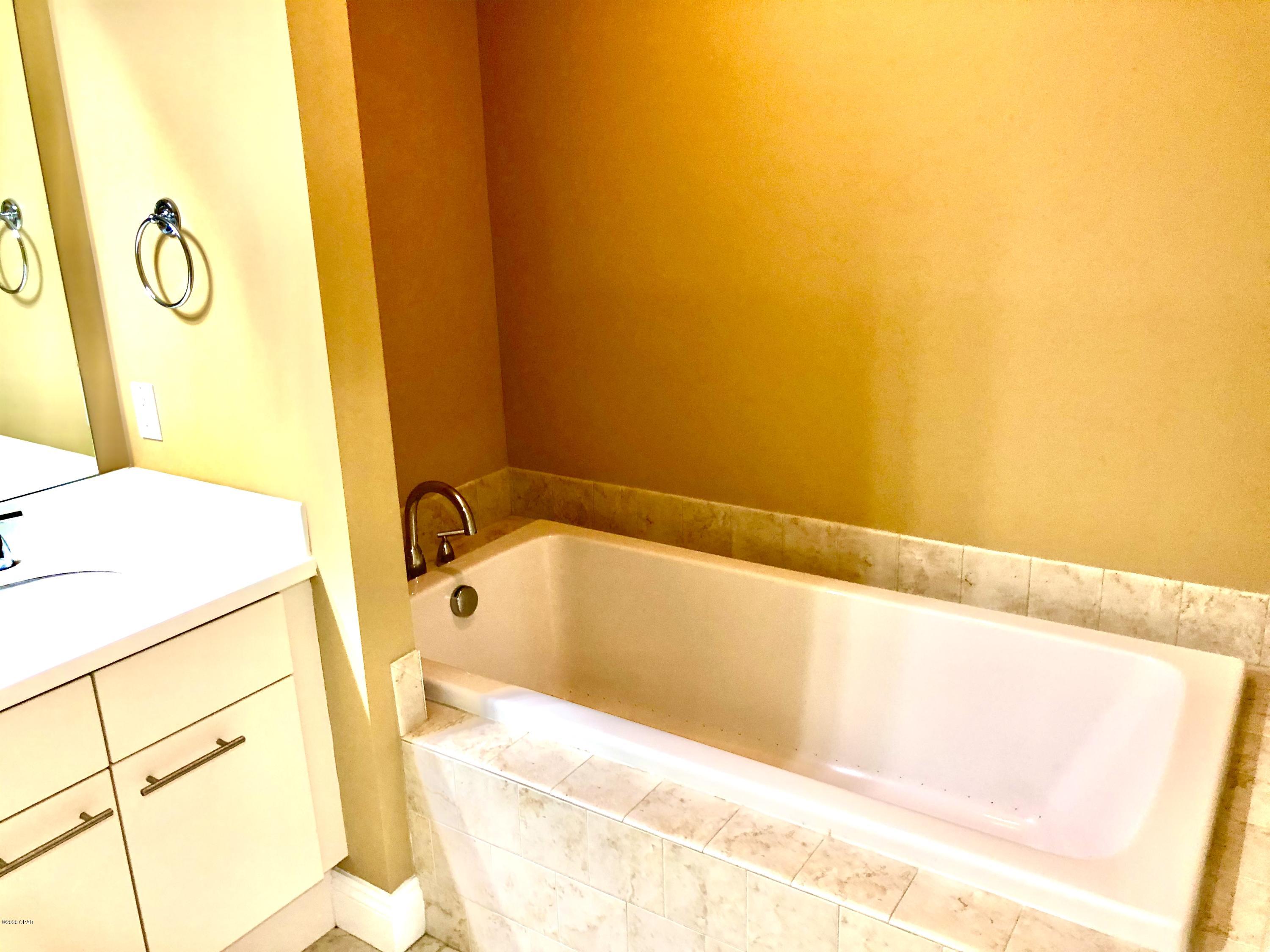 Marina Landing - Residential