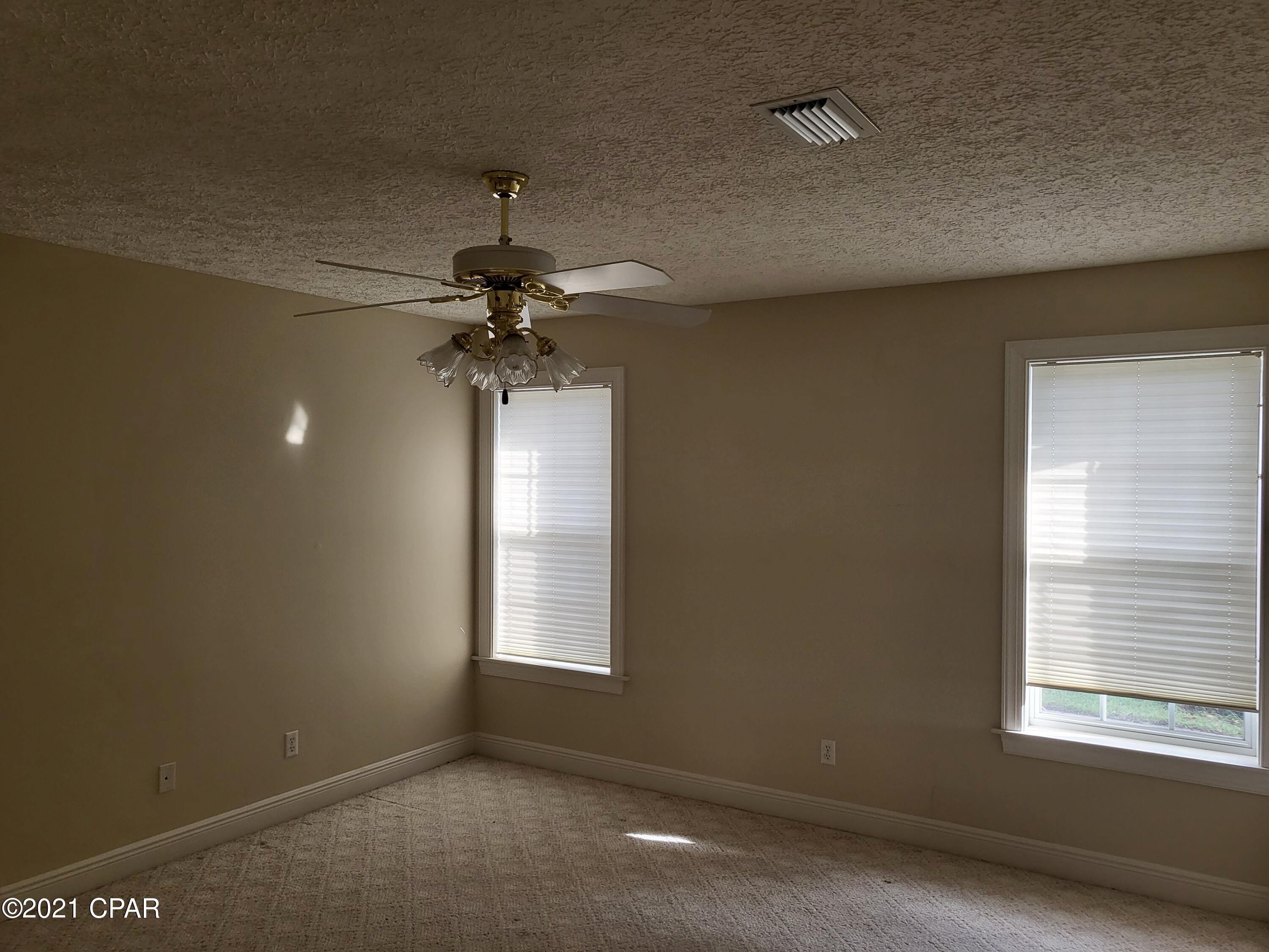 Deerpoint Estates - Residential