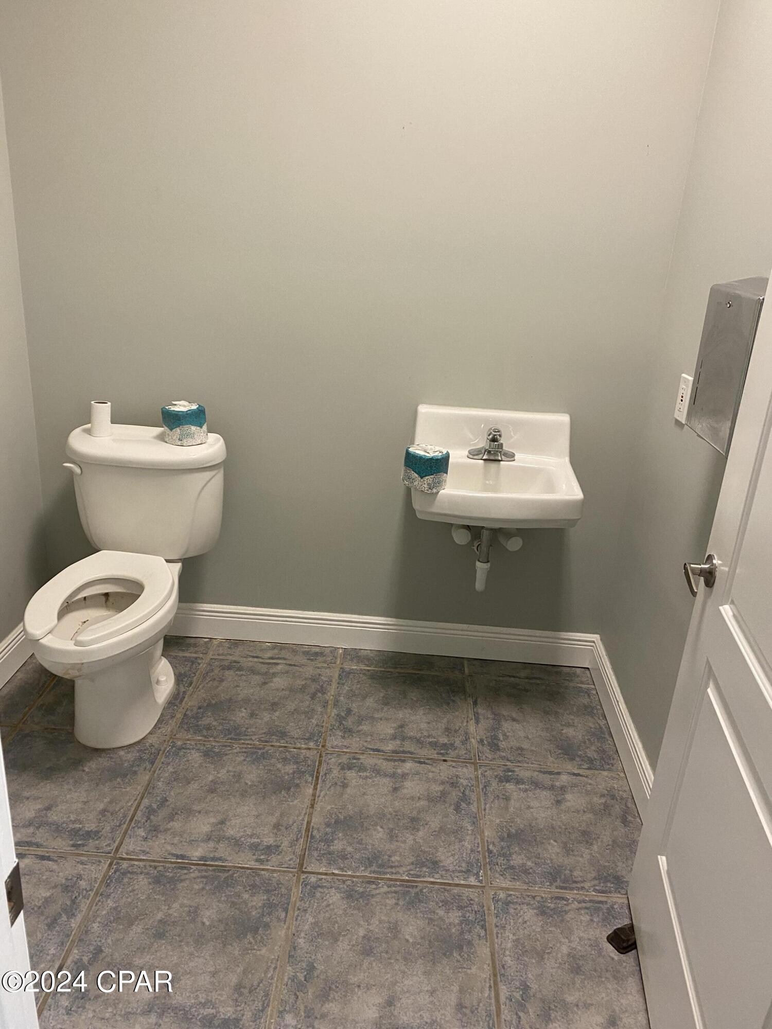 [No Recorded Subdiv] - Commercial Lease