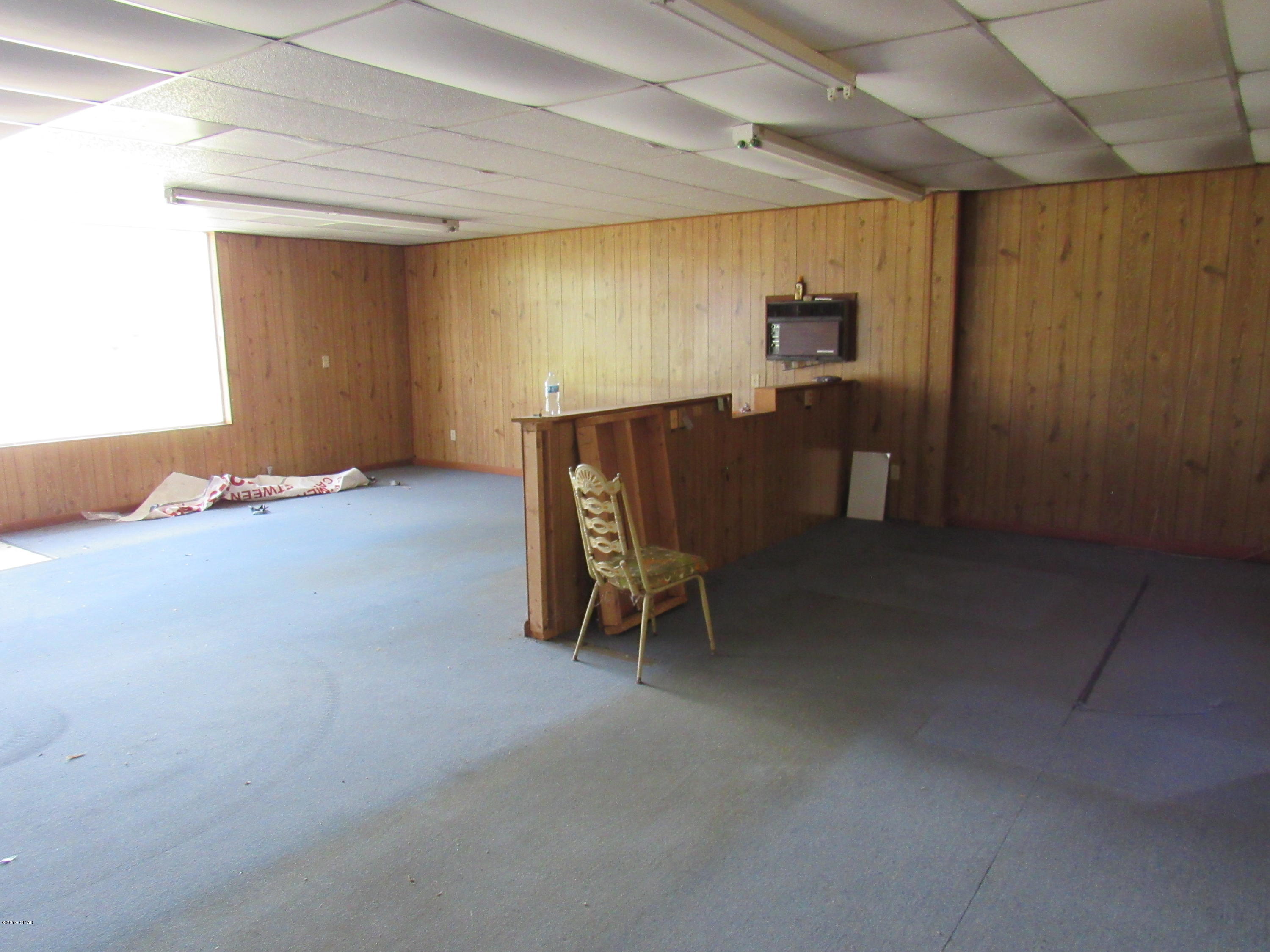 [No Recorded Subdiv] - Commercial Sale