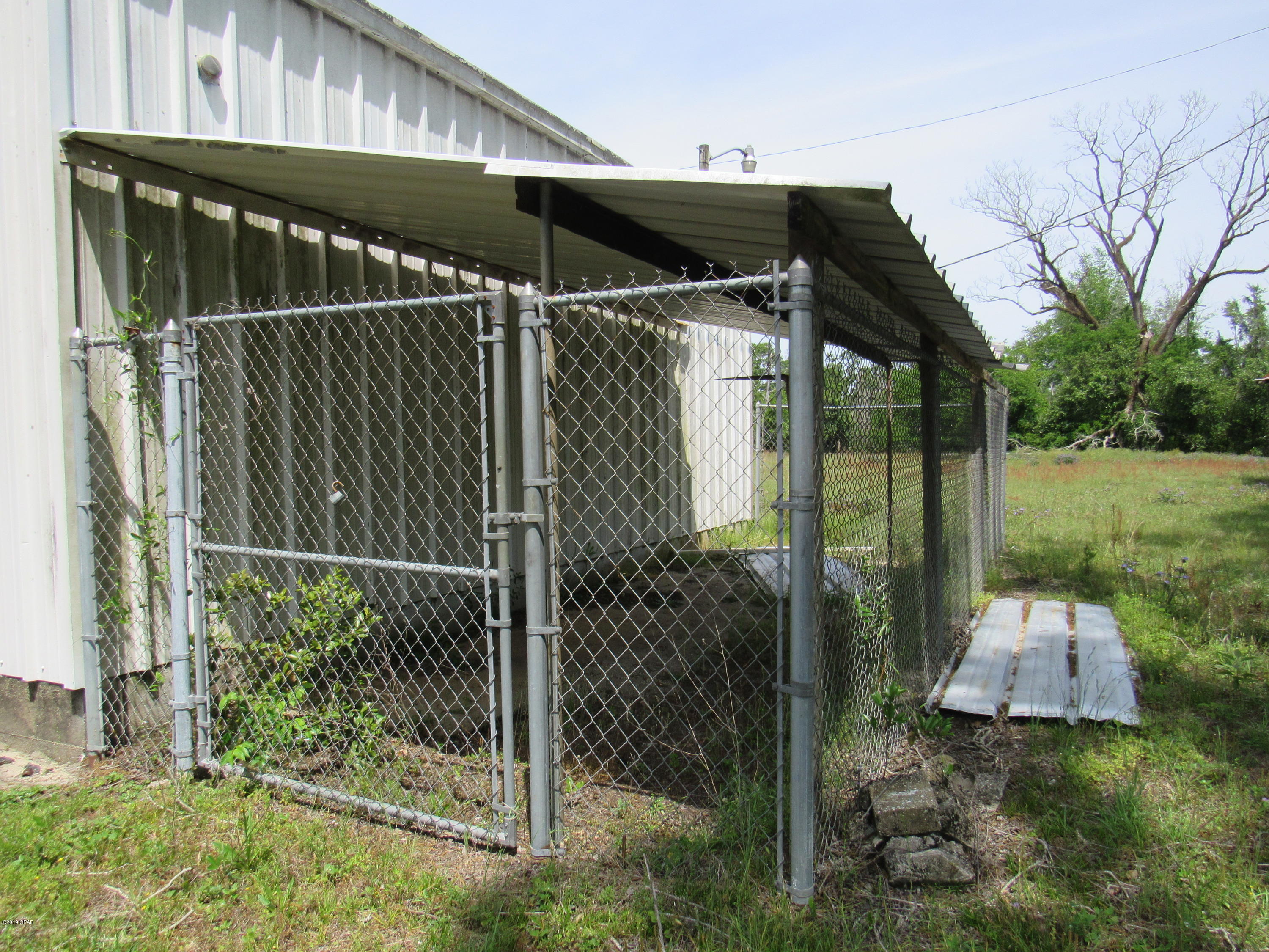 [No Recorded Subdiv] - Commercial Sale