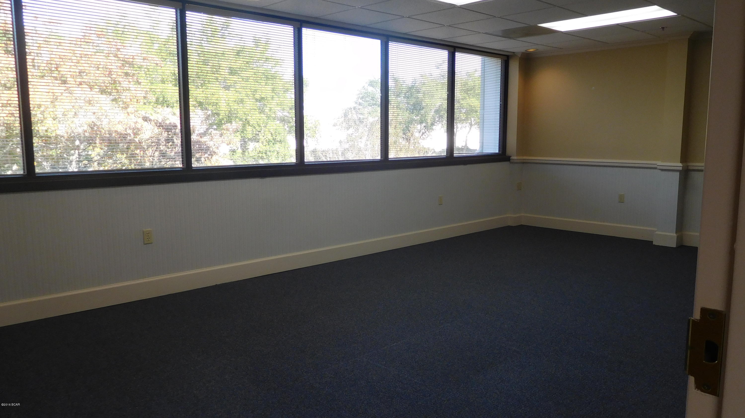 No Named Subdivision - Commercial Lease