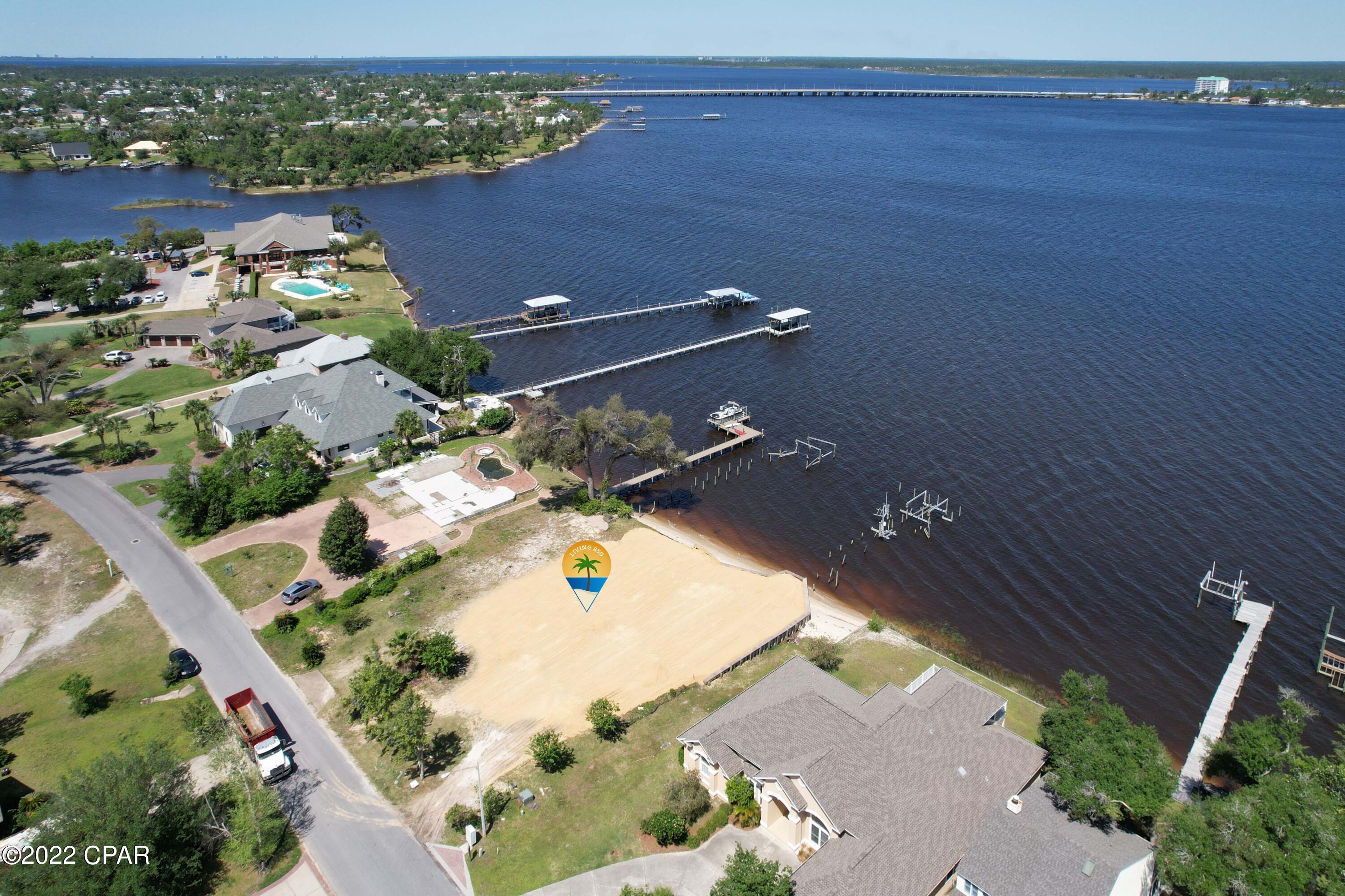 Country Club Harbour Estates - Land