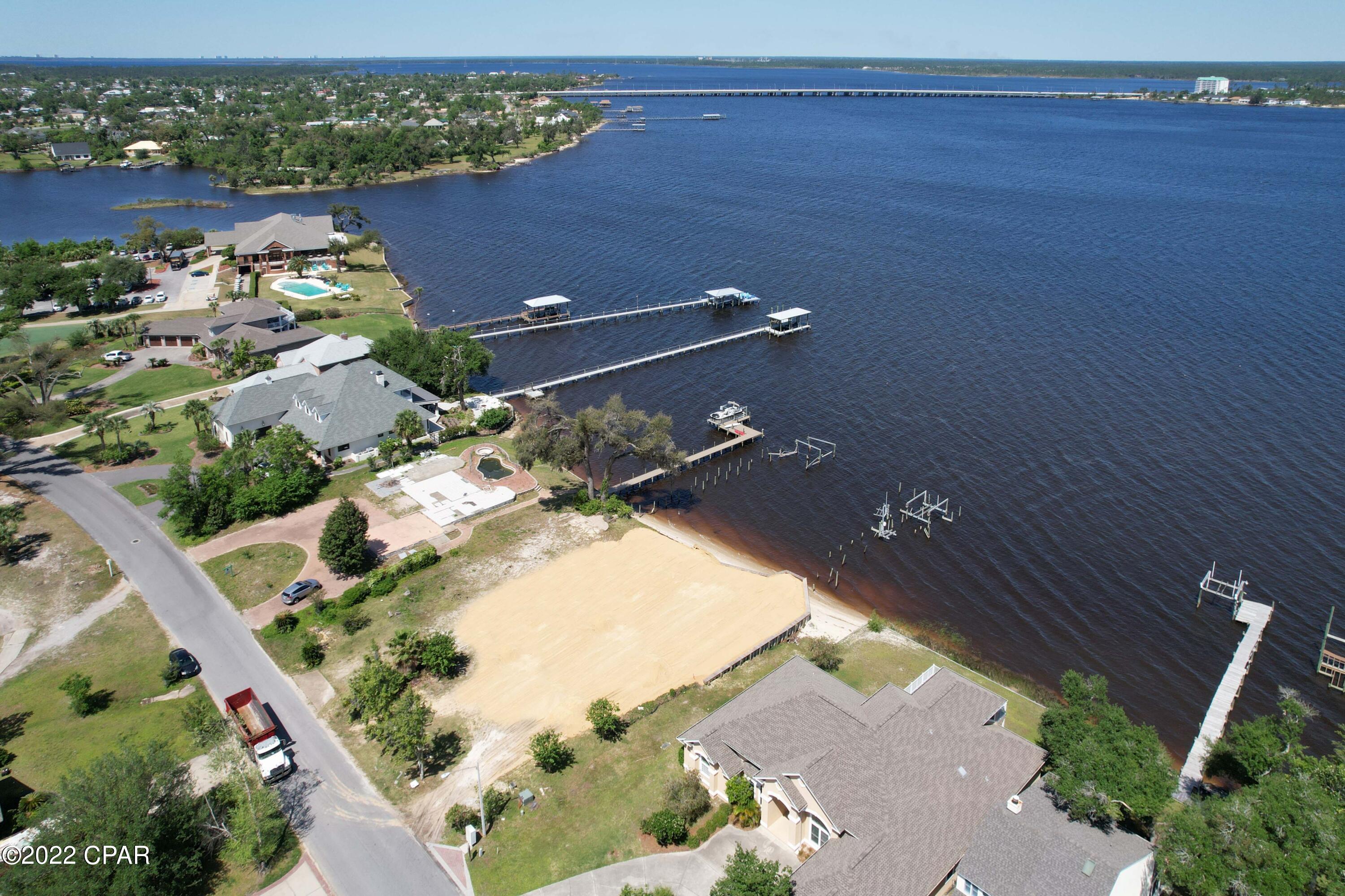 Country Club Harbour Estates - Land