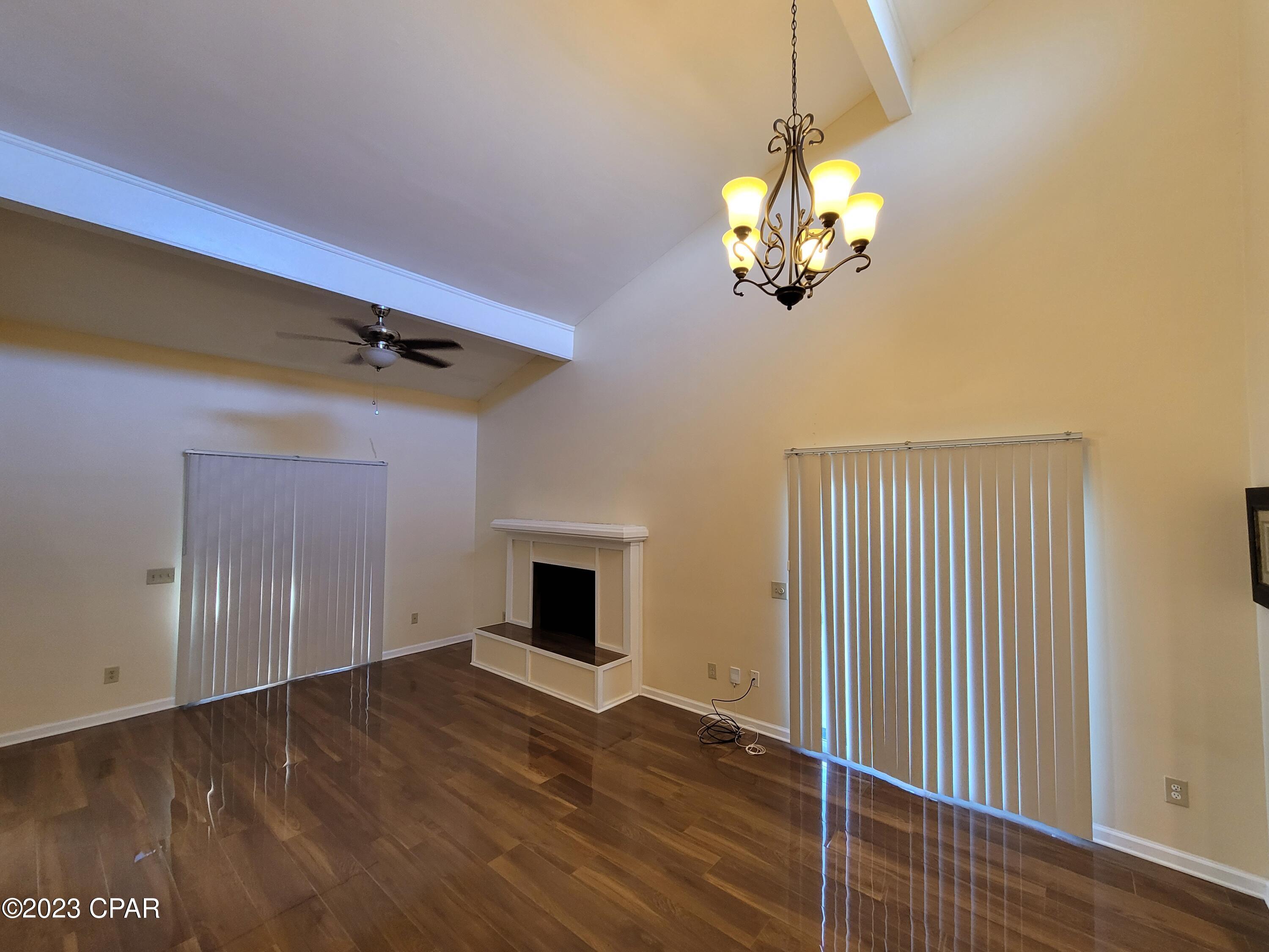 Venetian Villa - Residential Lease