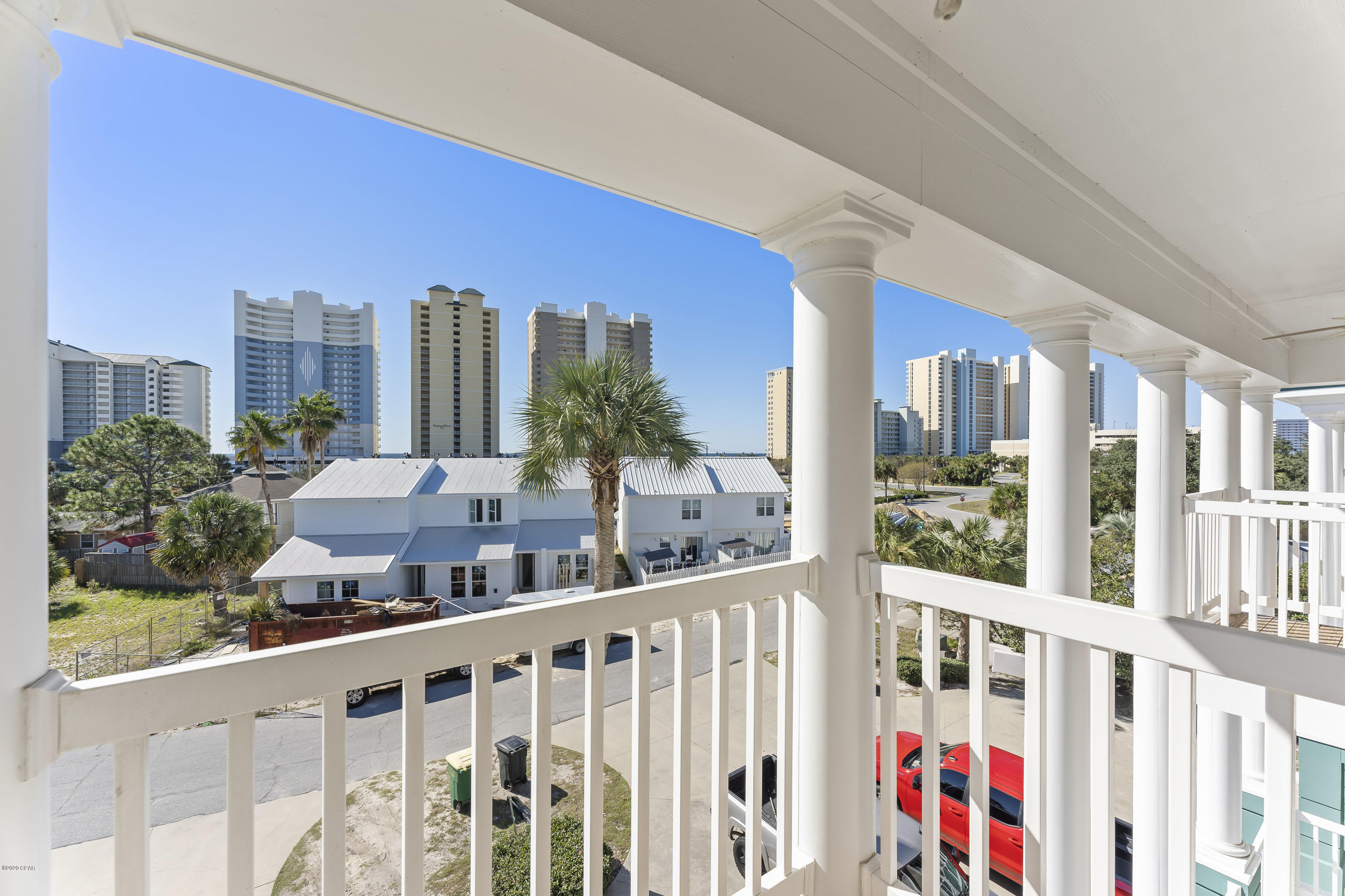 Long Beach 3rd - Residential