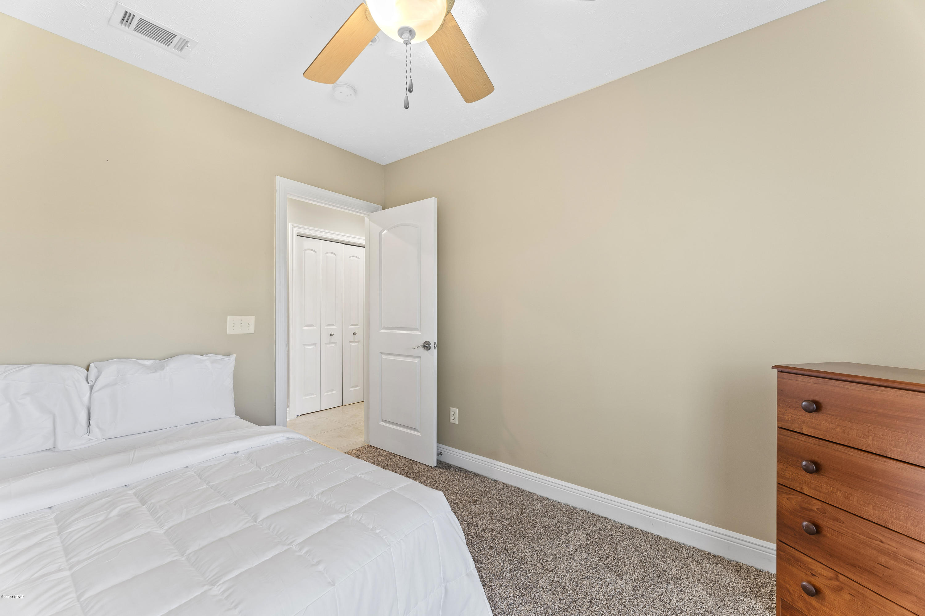 Long Beach 3rd - Residential