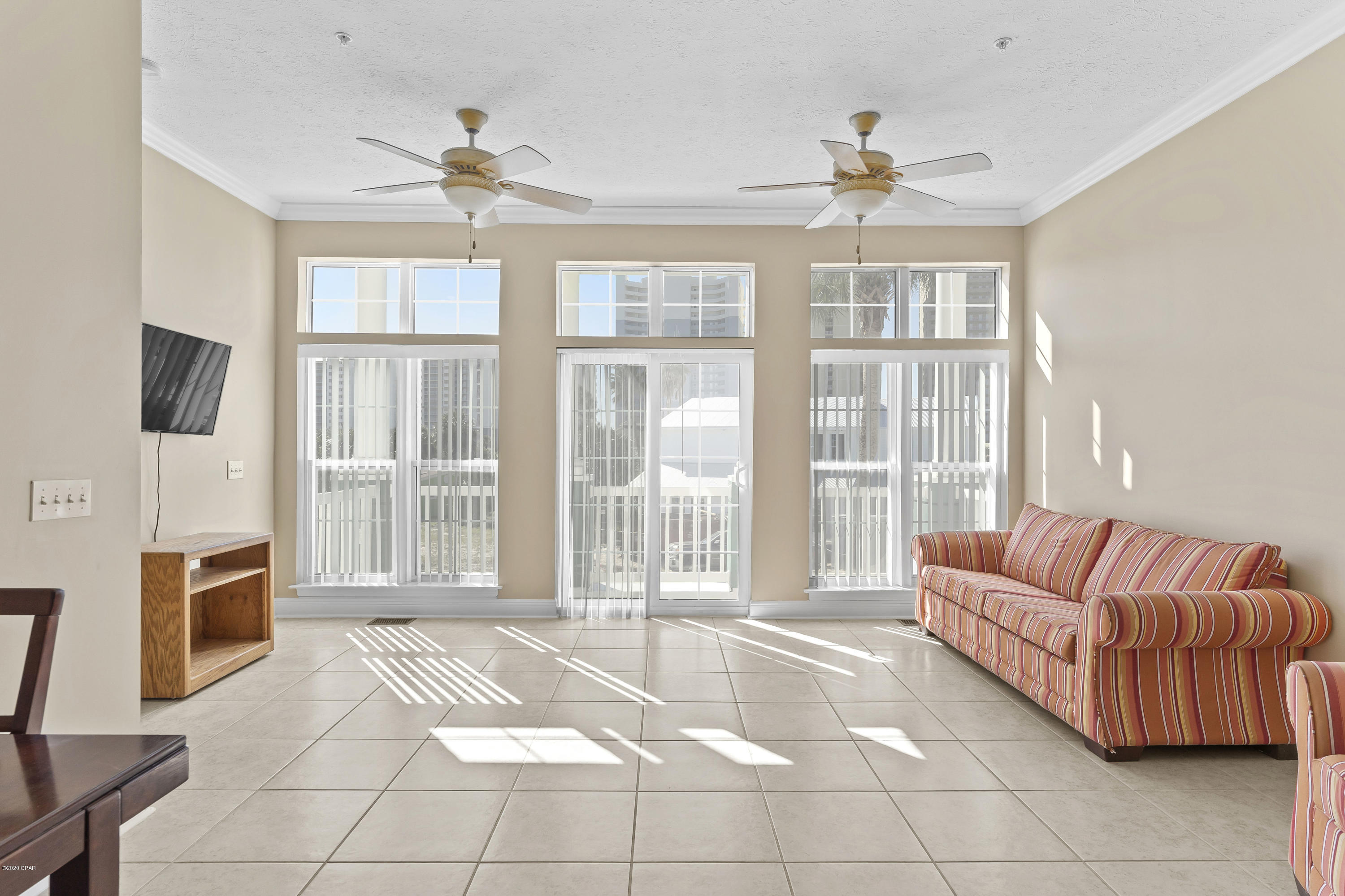 Long Beach 3rd - Residential