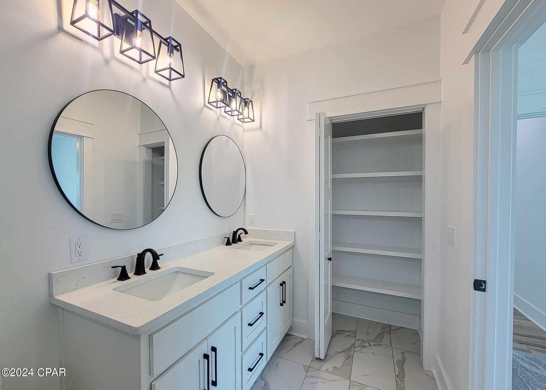 Harrison's Walk - Residential