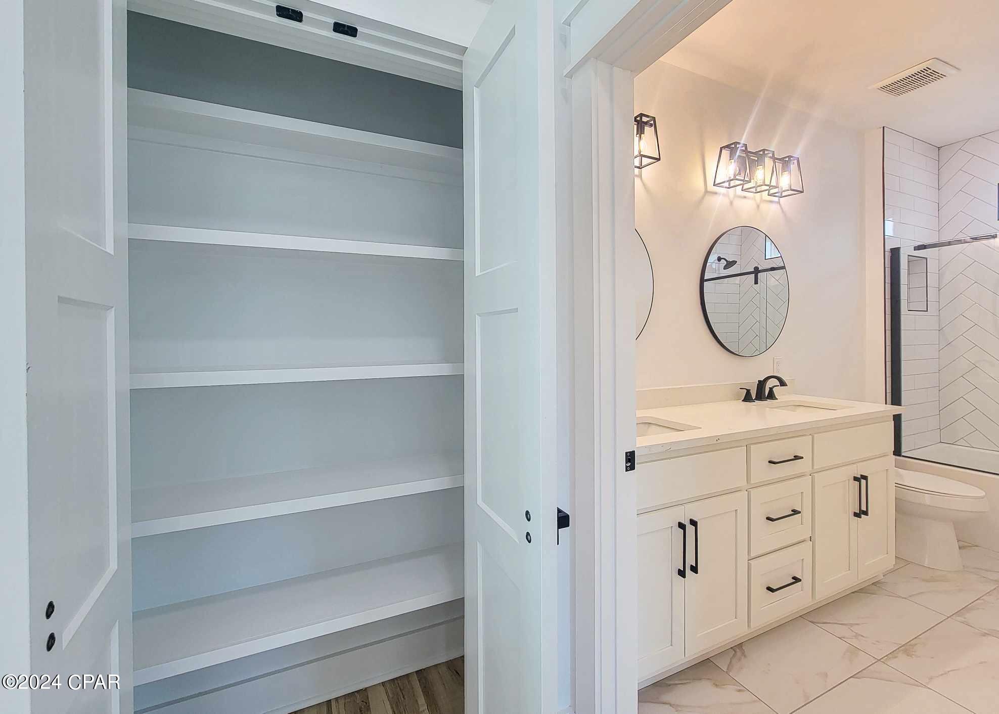 Harrison's Walk - Residential