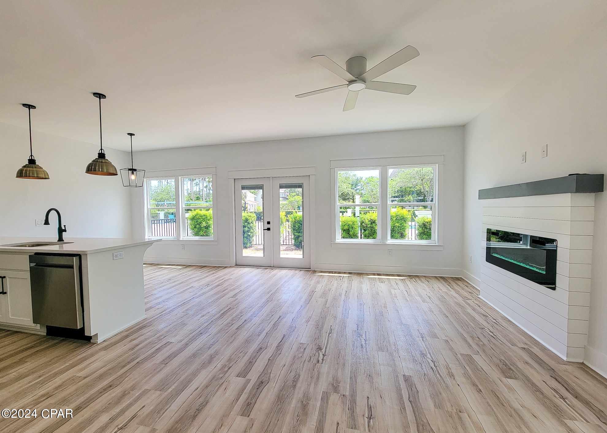 Harrison's Walk - Residential