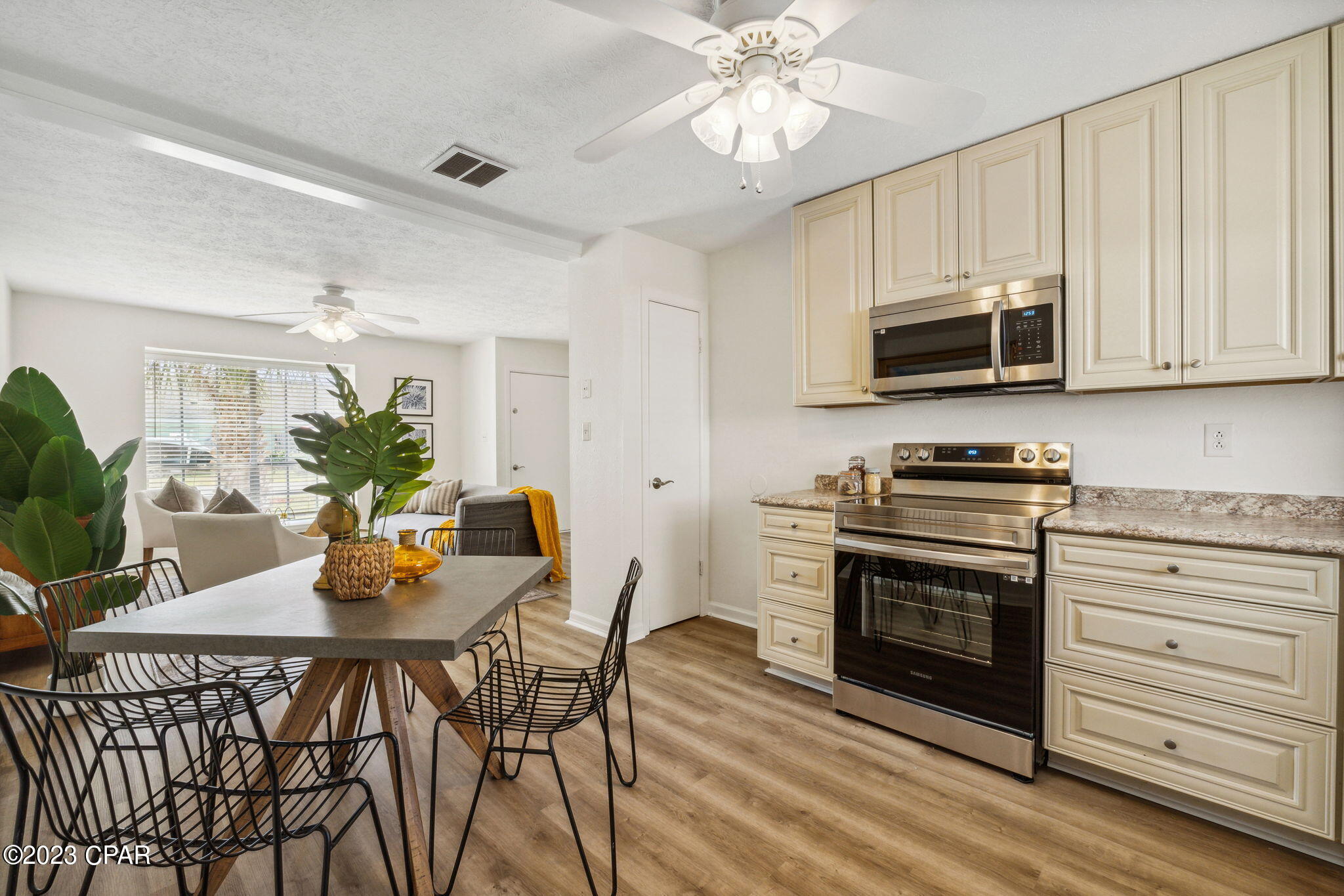 Hutchison's 2nd To Bahama Bch - Residential