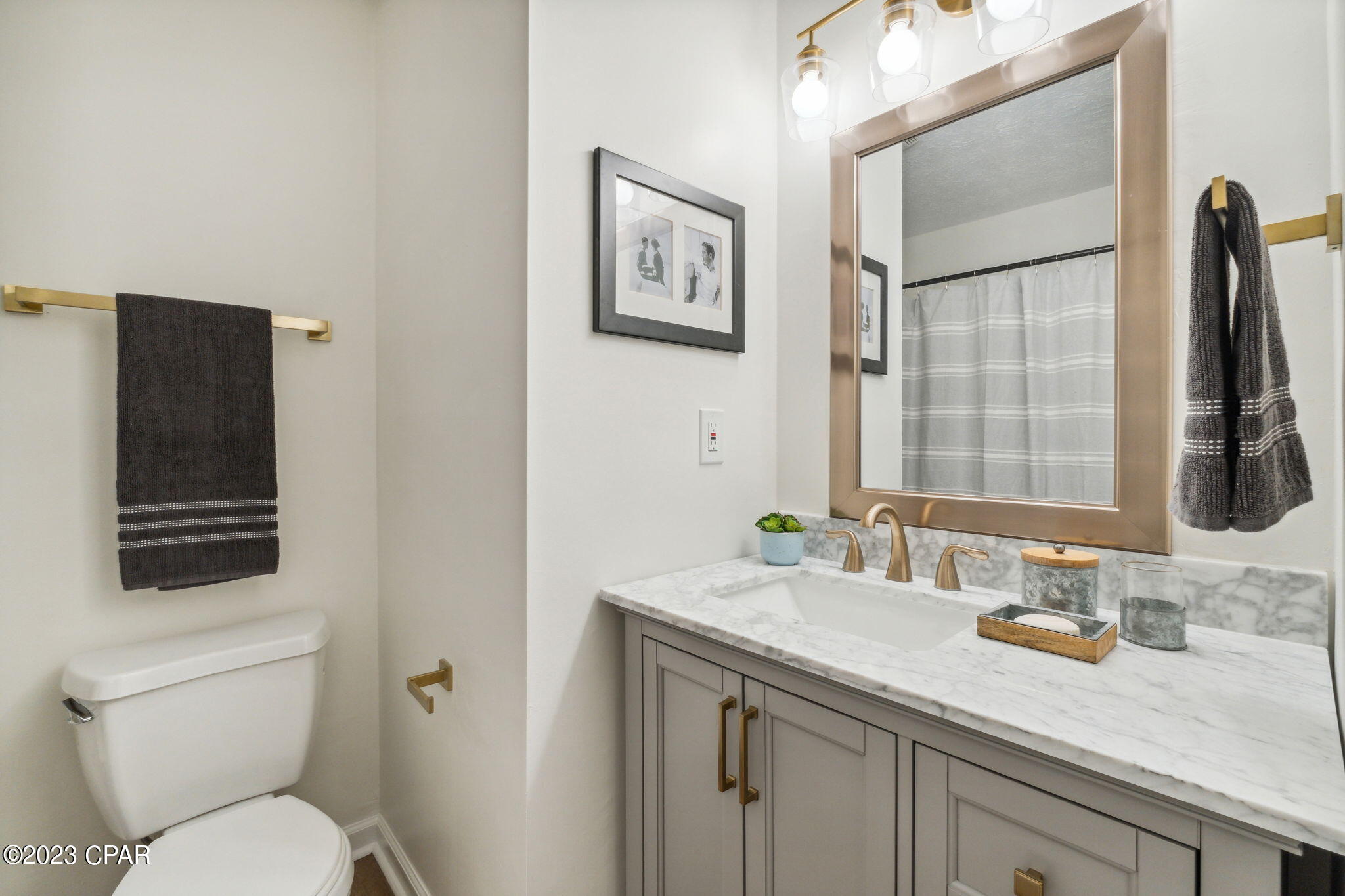 Hutchison's 2nd To Bahama Bch - Residential