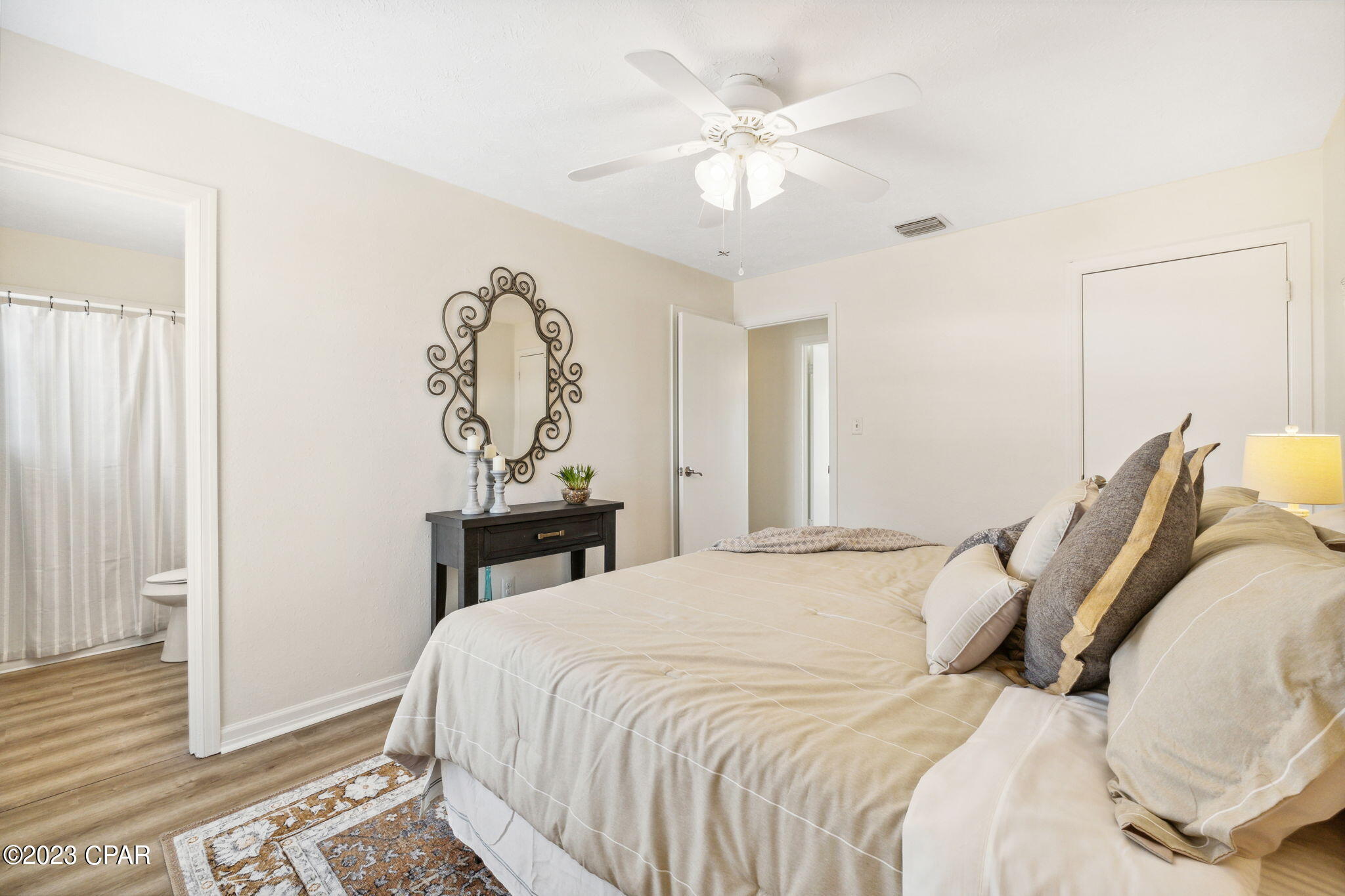 Hutchison's 2nd To Bahama Bch - Residential