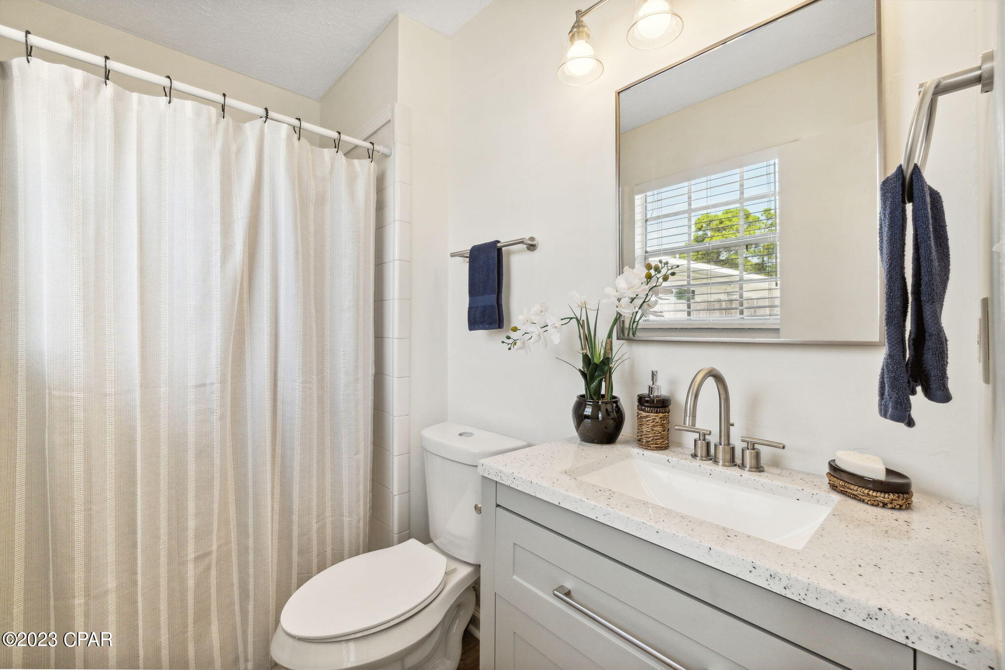 Hutchison's 2nd To Bahama Bch - Residential