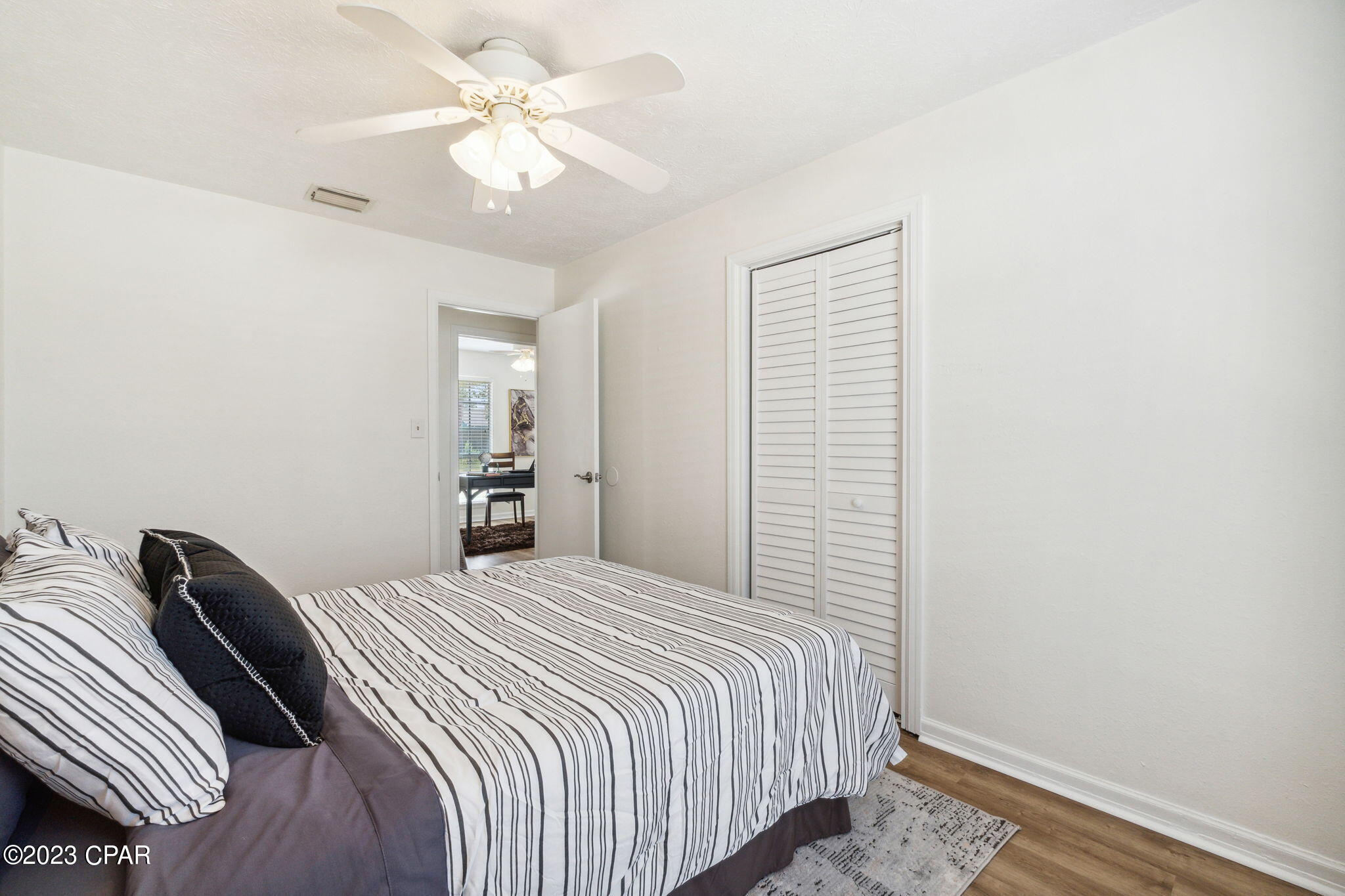 Hutchison's 2nd To Bahama Bch - Residential