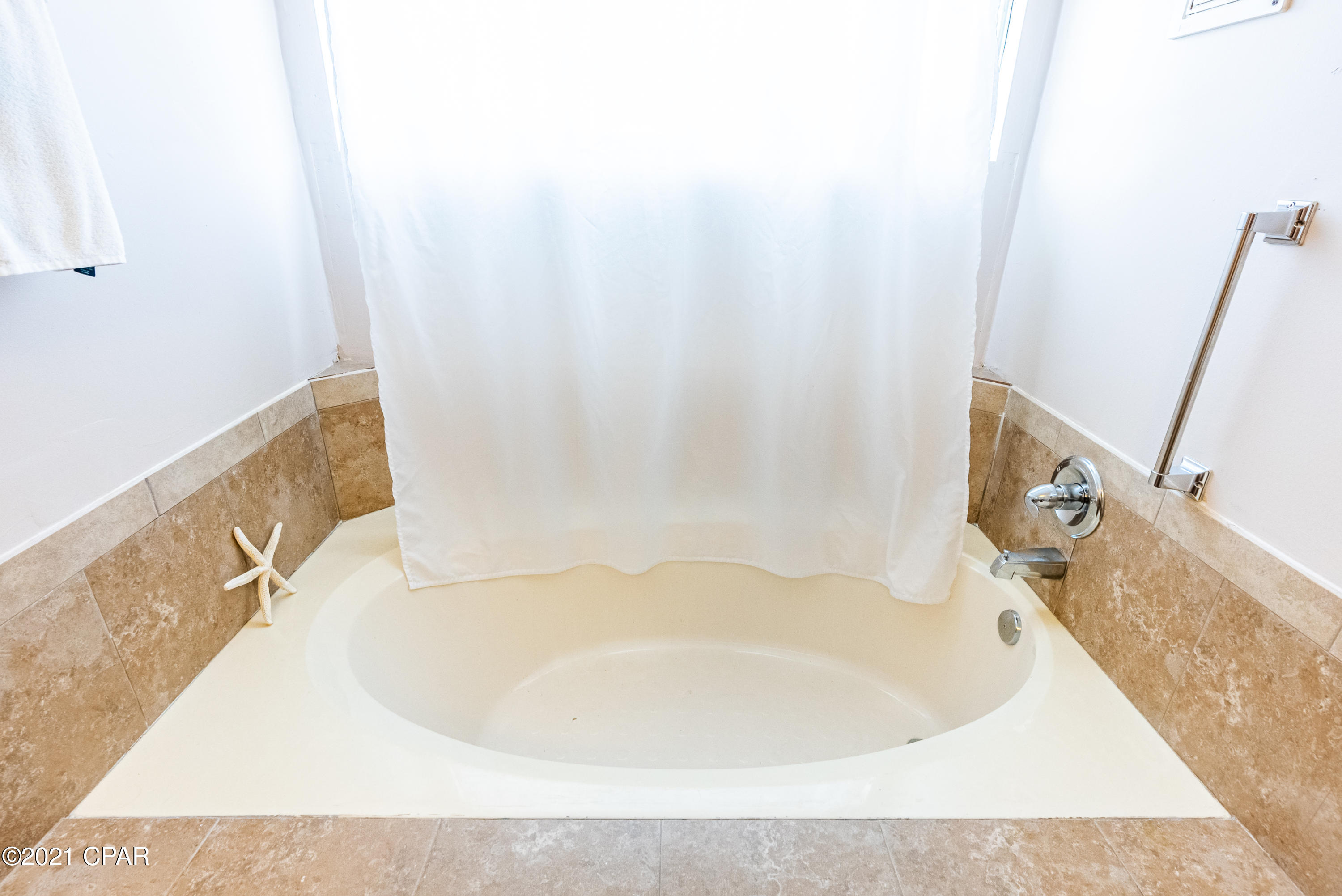 Laguna Beach 7th Add - Residential