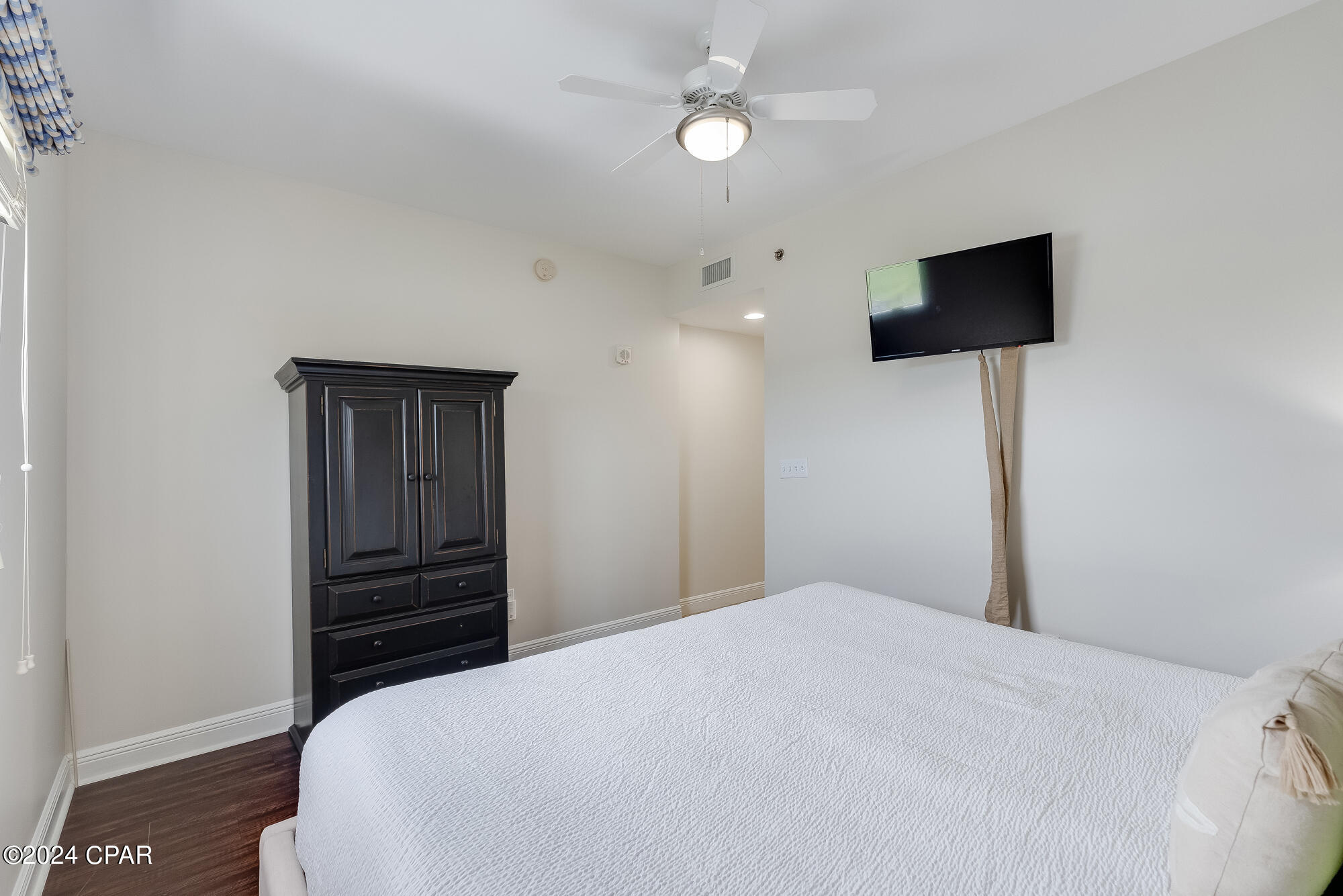 Sterling Breeze - Residential