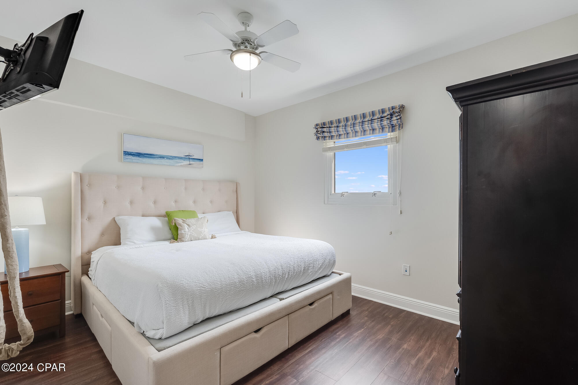 Sterling Breeze - Residential