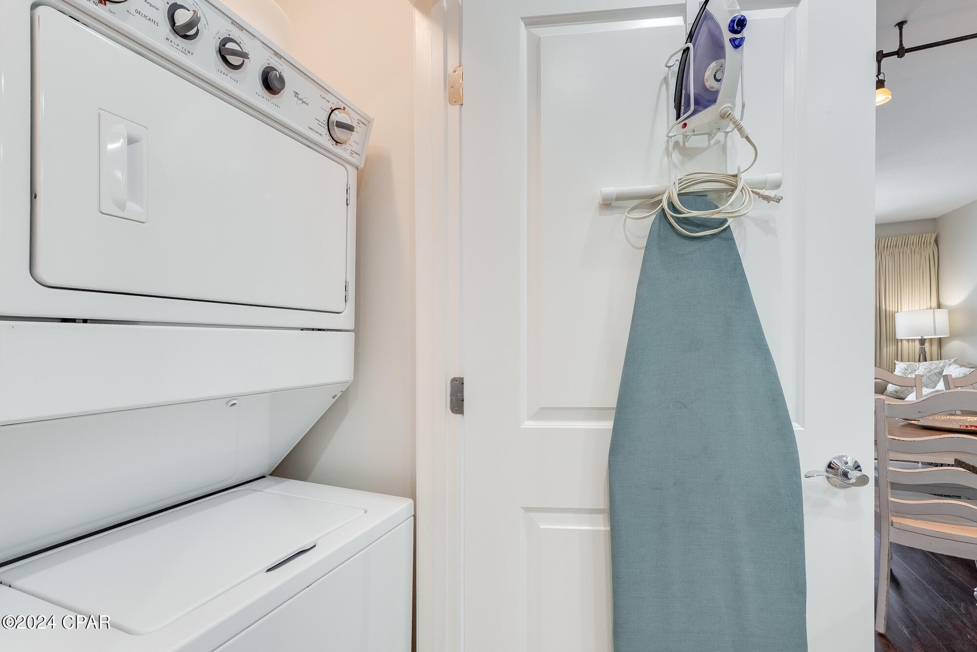 Sterling Breeze - Residential