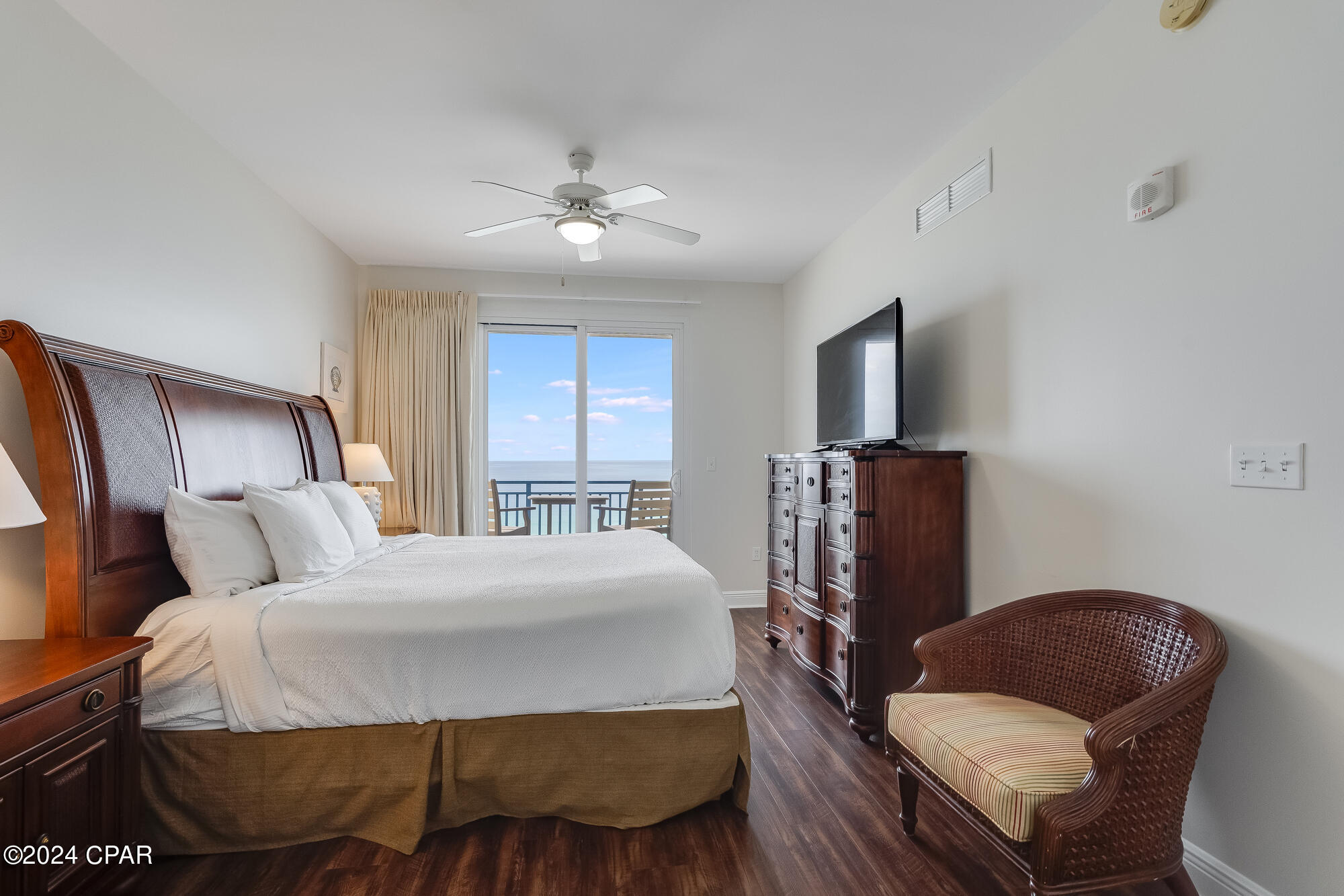 Sterling Breeze - Residential