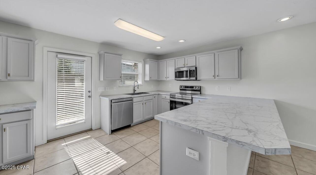 [No Recorded Subdiv] - Residential Lease