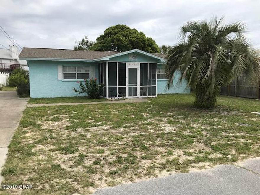 Solid Block Home a great Neighborhood. Private beach acess for Bid-A-Wee owners. Two short blocks to the dedicated  beach 

. This home has an open floor plan and lots of room to add additional living space.

Call today for your own personal tour.