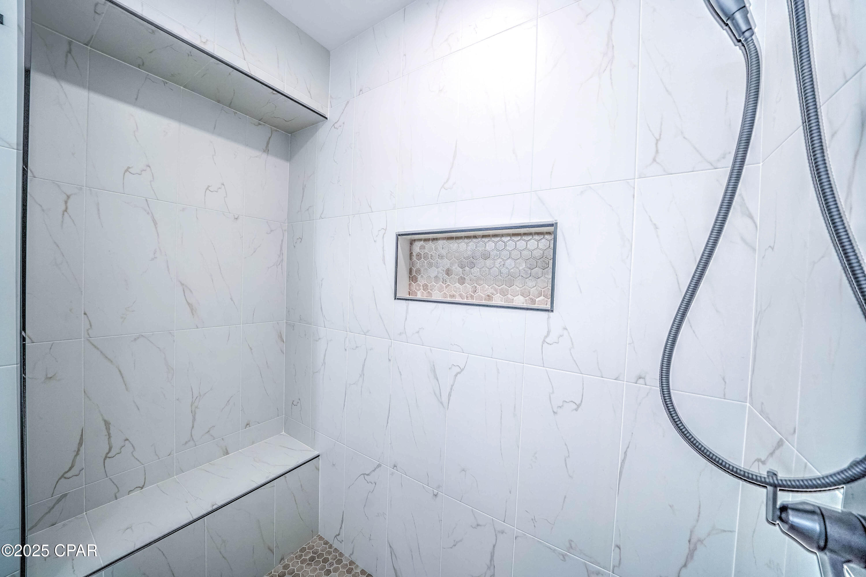 Venture Out Travel Trail - Residential