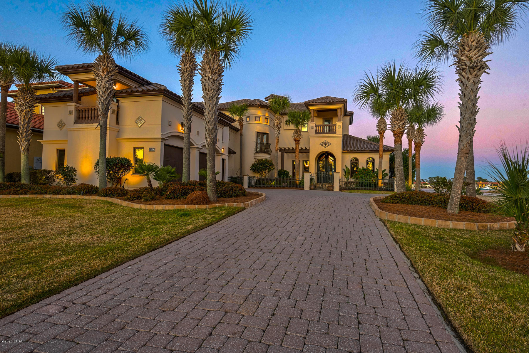 Finisterre - Residential