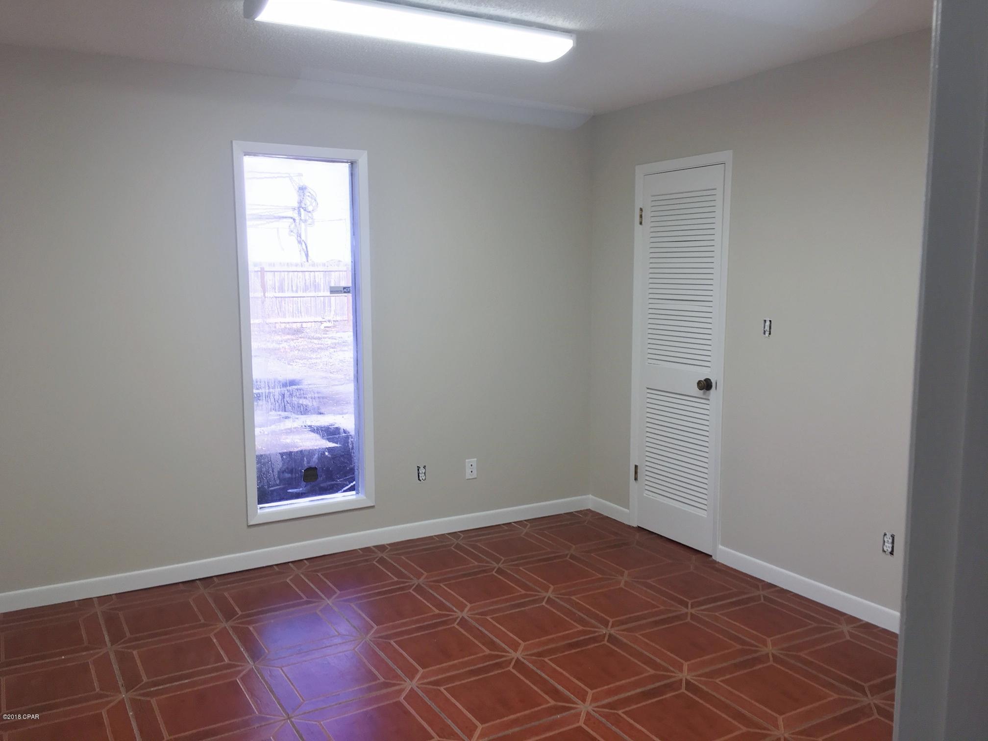 [No Recorded Subdiv] - Commercial Lease