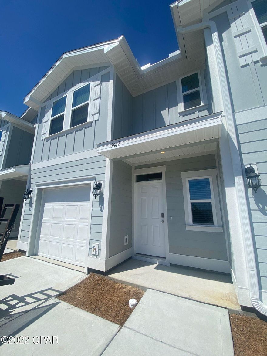 Brand new townhome located in highly desired Lynn Haven! Open concept kitchen and living area with 1/2 bath downstairs. 3 bedrooms and 2 full baths are located upstairs. The Master bedroom has views of the beautiful pond! Located in Landin's Landing community, which is close to schools, shopping, dining, and everything that Bay County has to offer.



**Refrigerator has been ordered**