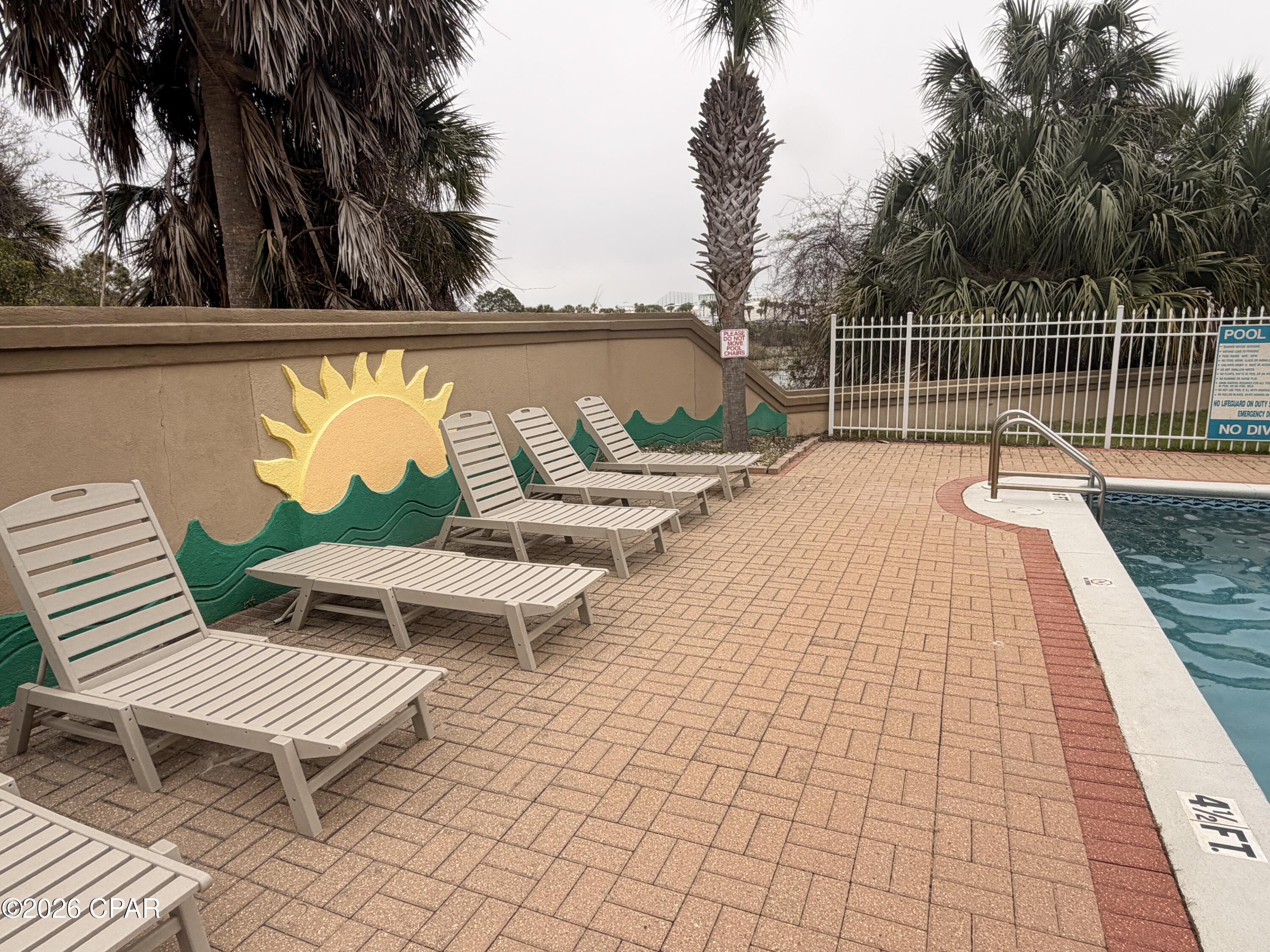 Summer Towne Cottage Condo Ph II - Residential