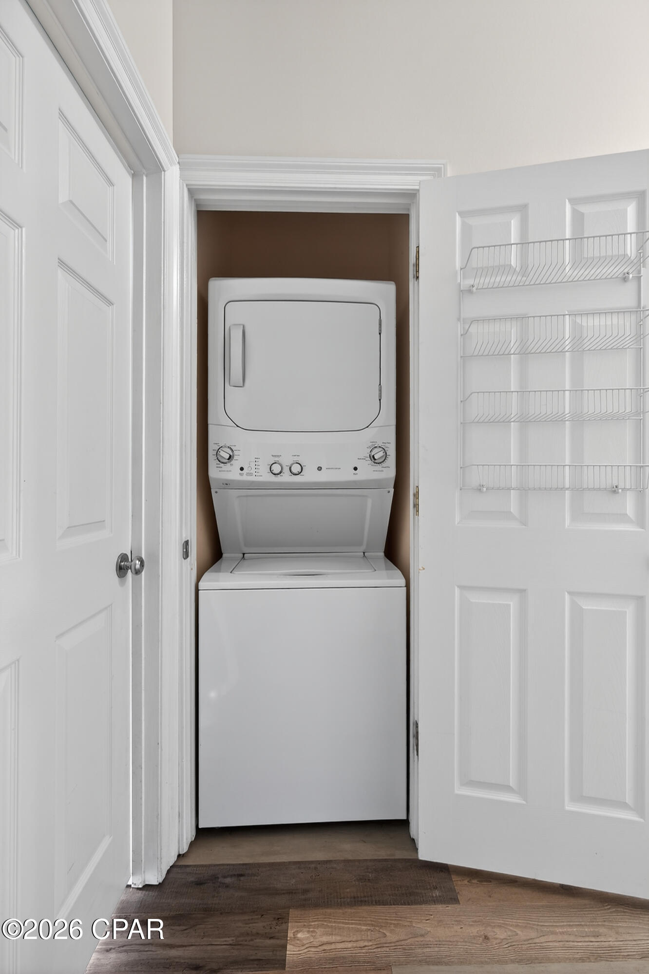 Summer Towne Cottage Condo Ph II - Residential