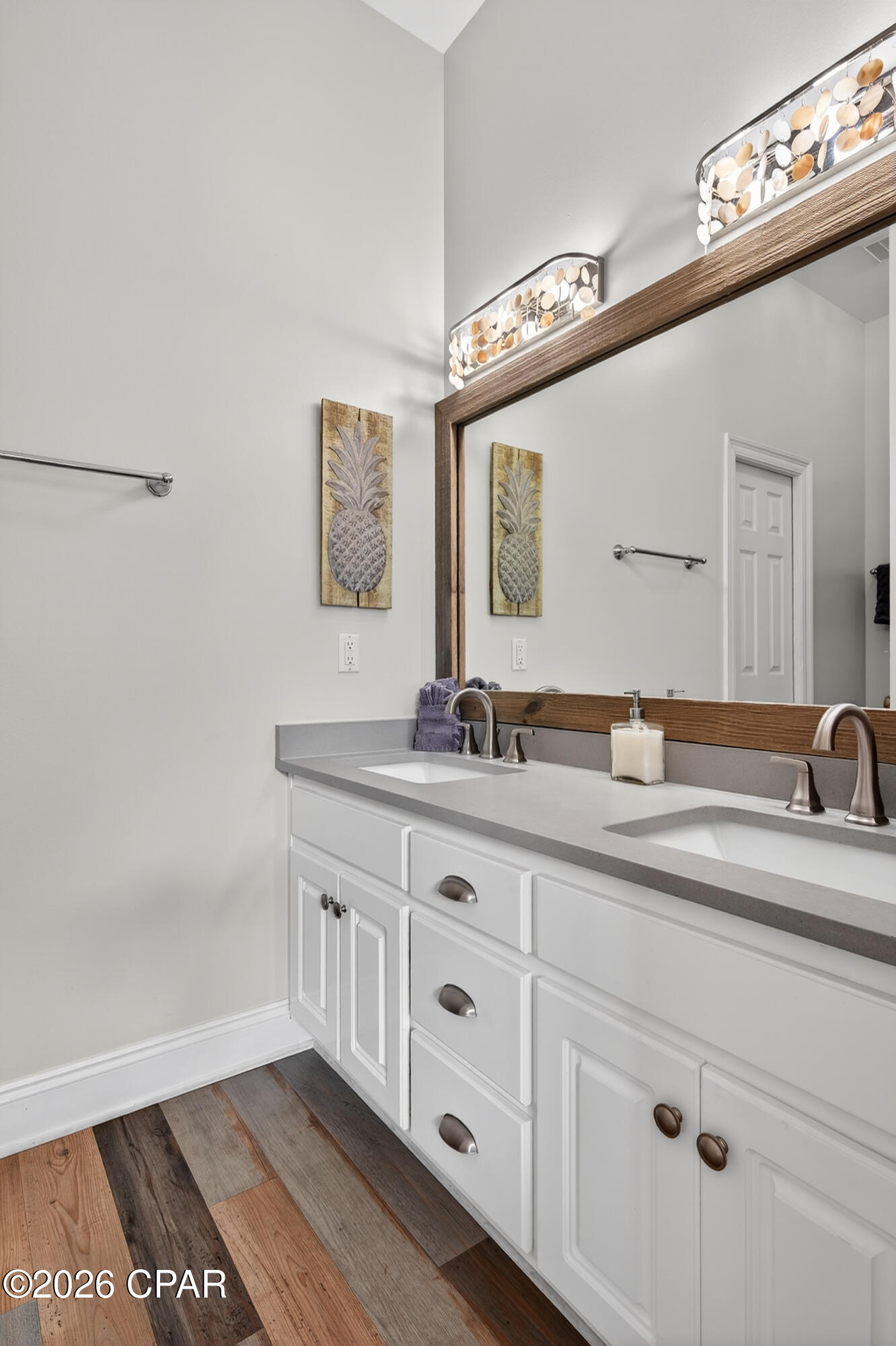 Summer Towne Cottage Condo Ph II - Residential