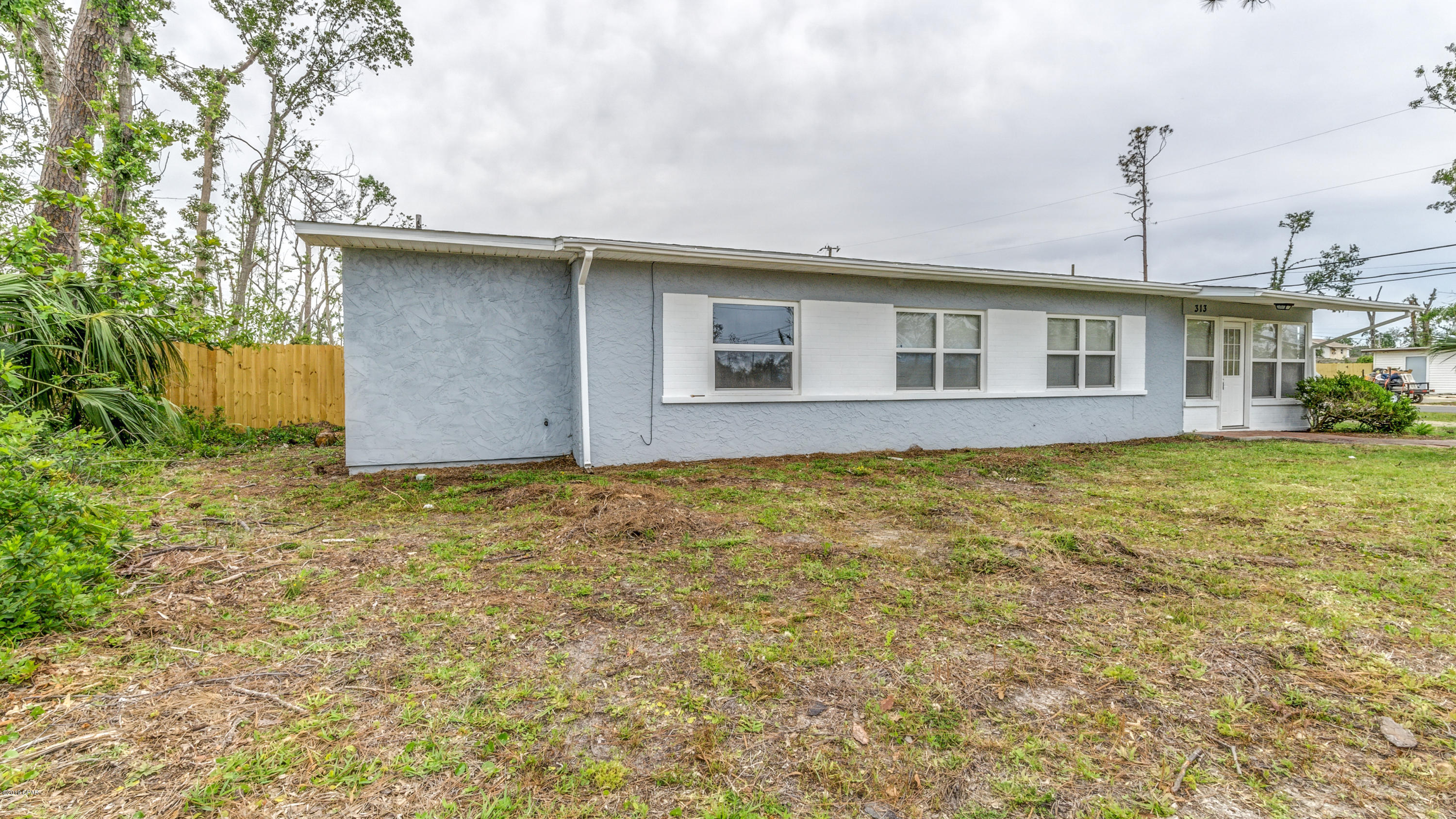 Bay Park Manor - Residential