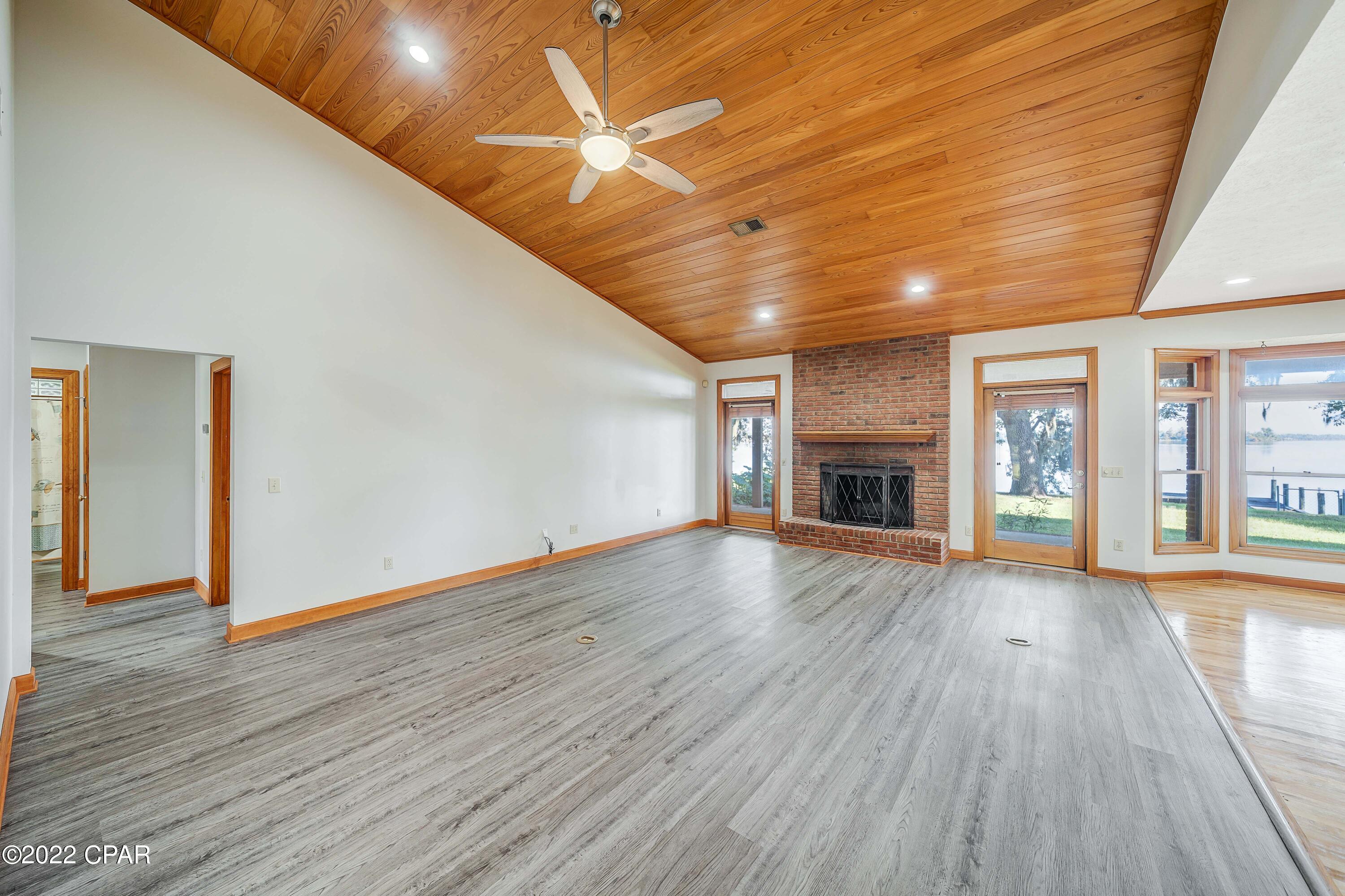 Deer Point Lake - Residential