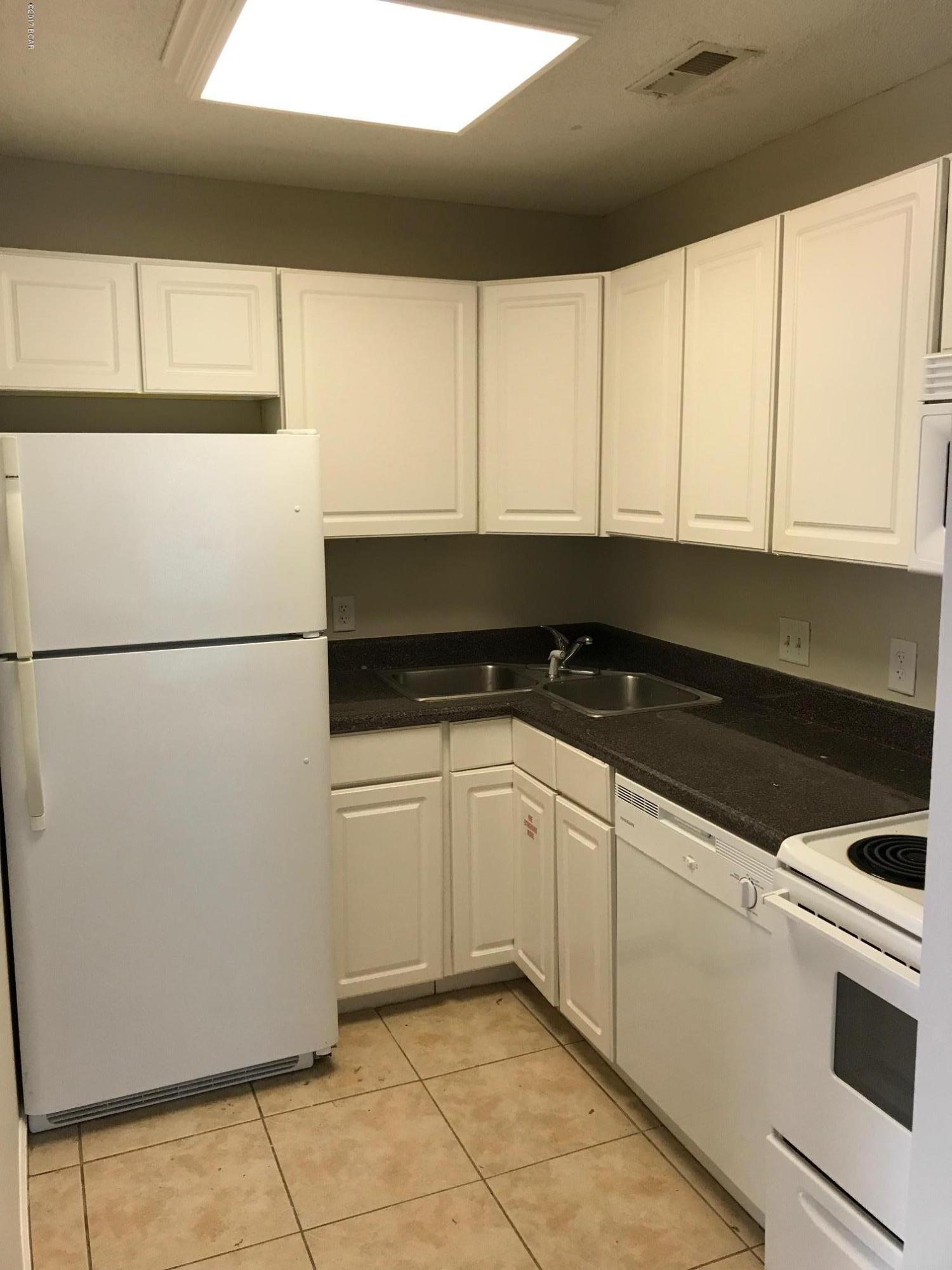 Horizon South V - Residential Lease