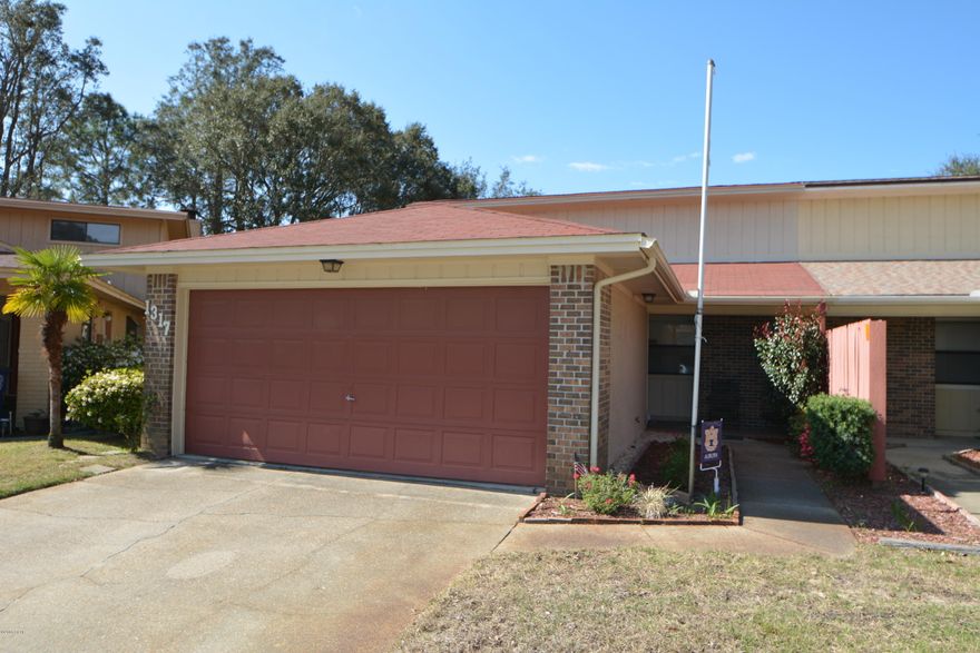 Fantastic two bedroom, two bath, one-story unit in Venetian Villa is now available. The home sits on a quiet cul-de-sac close to Sunset Park. The two-story vaulted ceiling in the living room give the home a very spacious feel and the open floor plan is great for entertaining. The two-car garage comes directly into the kitchen for ease of grocery transport and the kitchen features a pantry, breakfast bar and bay window for plants. The family room has a beautiful brick fireplace and opens to the screened porch. The homes share the use of a small dock down the sidewalk and Sunset Park offers beautiful views of the Bay. This cozy floor plan is great for first-time home buyers, those looking to downsize or as a second weekend getaway. Call your Realtor for your tour today!