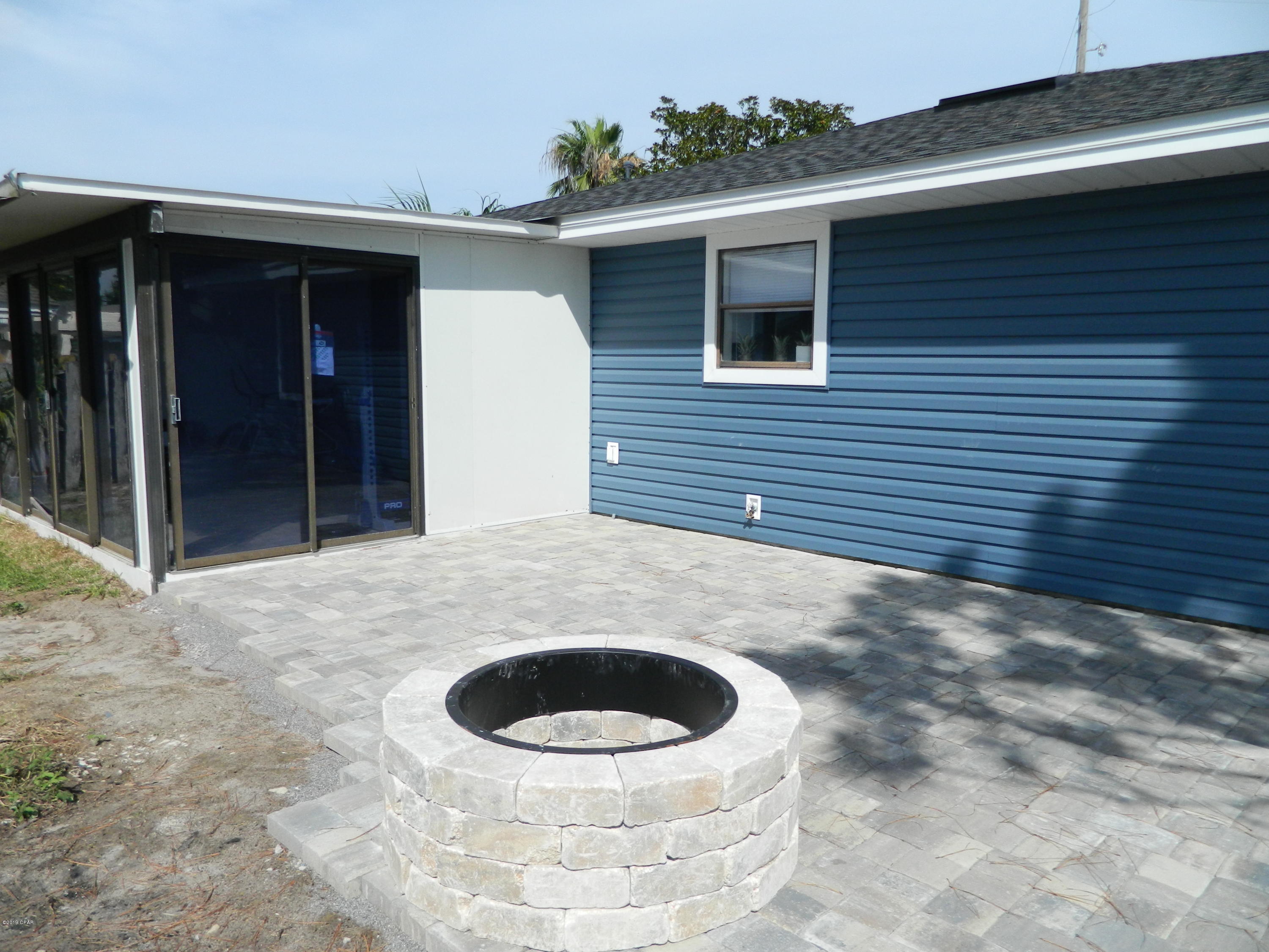 Silver Sands Unit 2 - Residential Lease