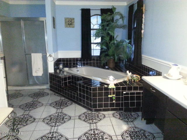 Lake Drive Heights 1st - Residential