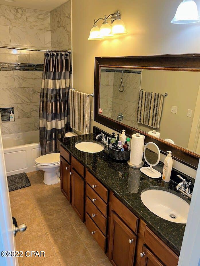 Breakfast Point - Residential