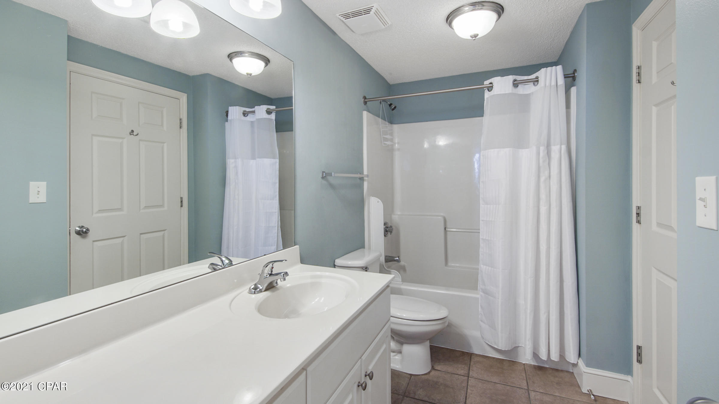 Majestic Beach Tower I - Residential