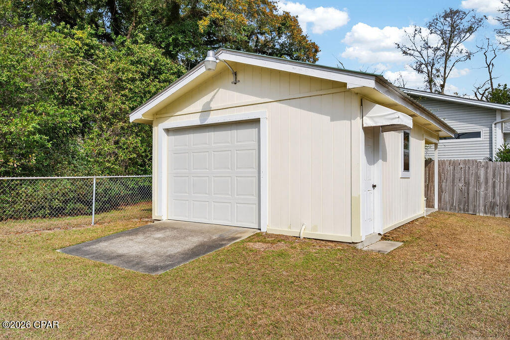 [No Recorded Subdiv] - Residential