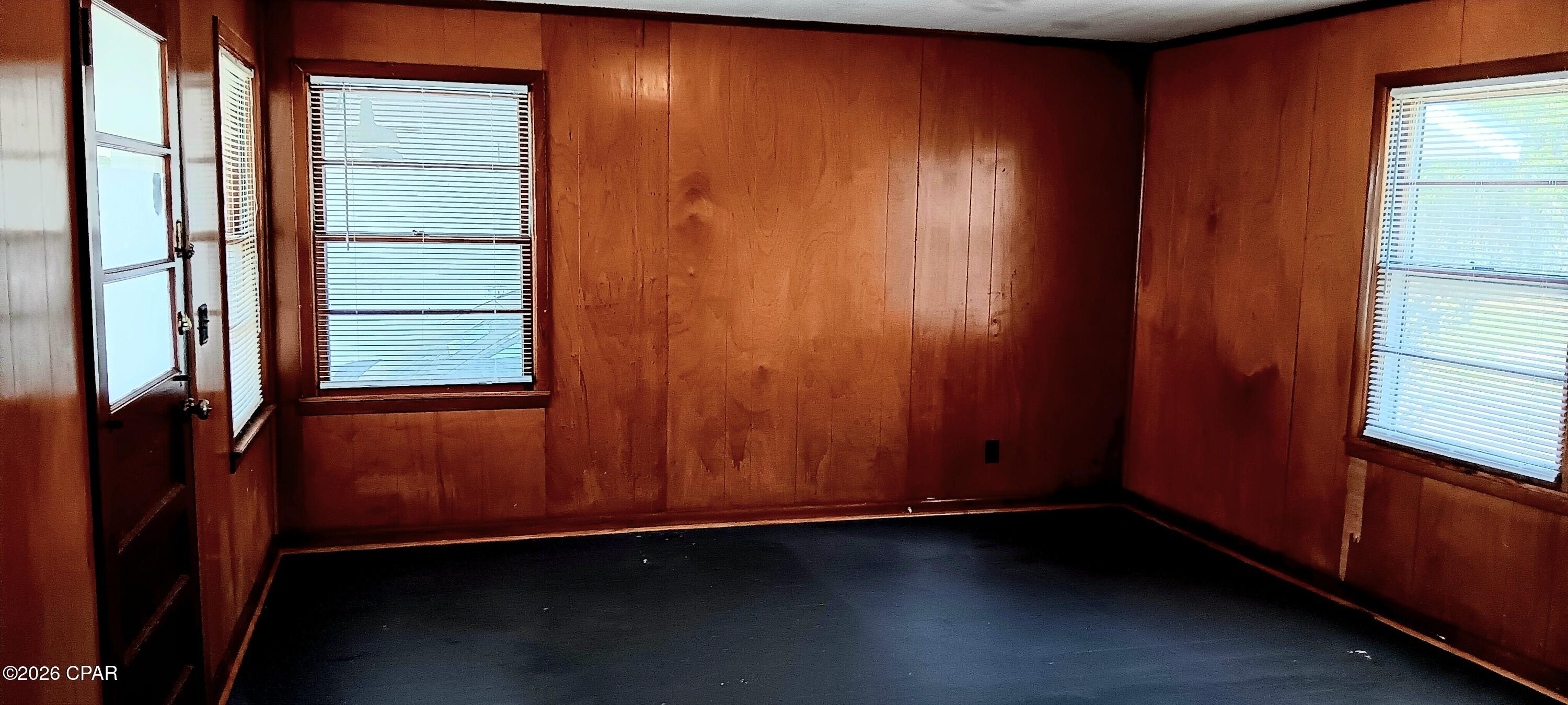 Lake Drive Heights - Residential Lease