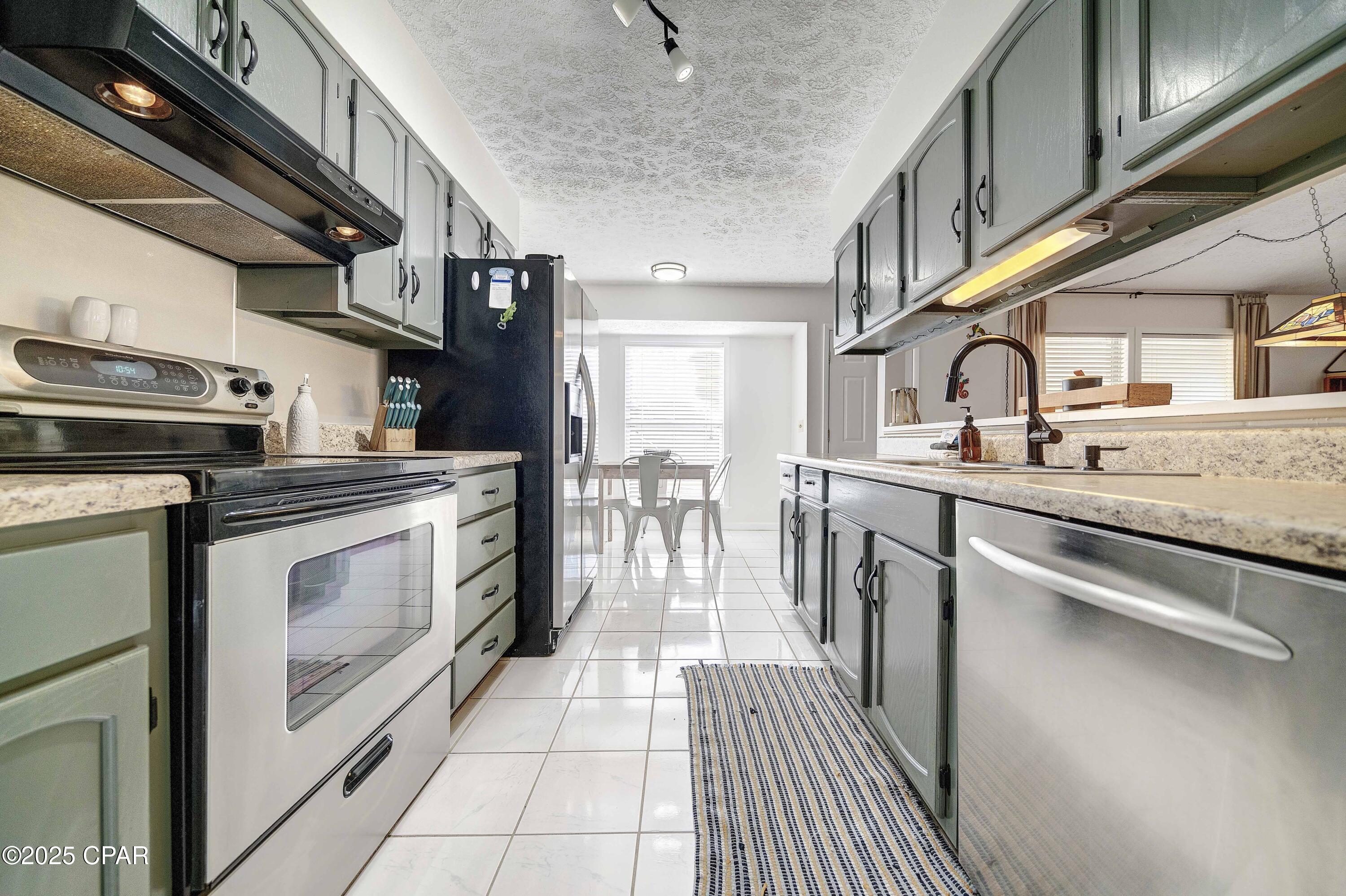 Shoreline Properties#1 - Residential