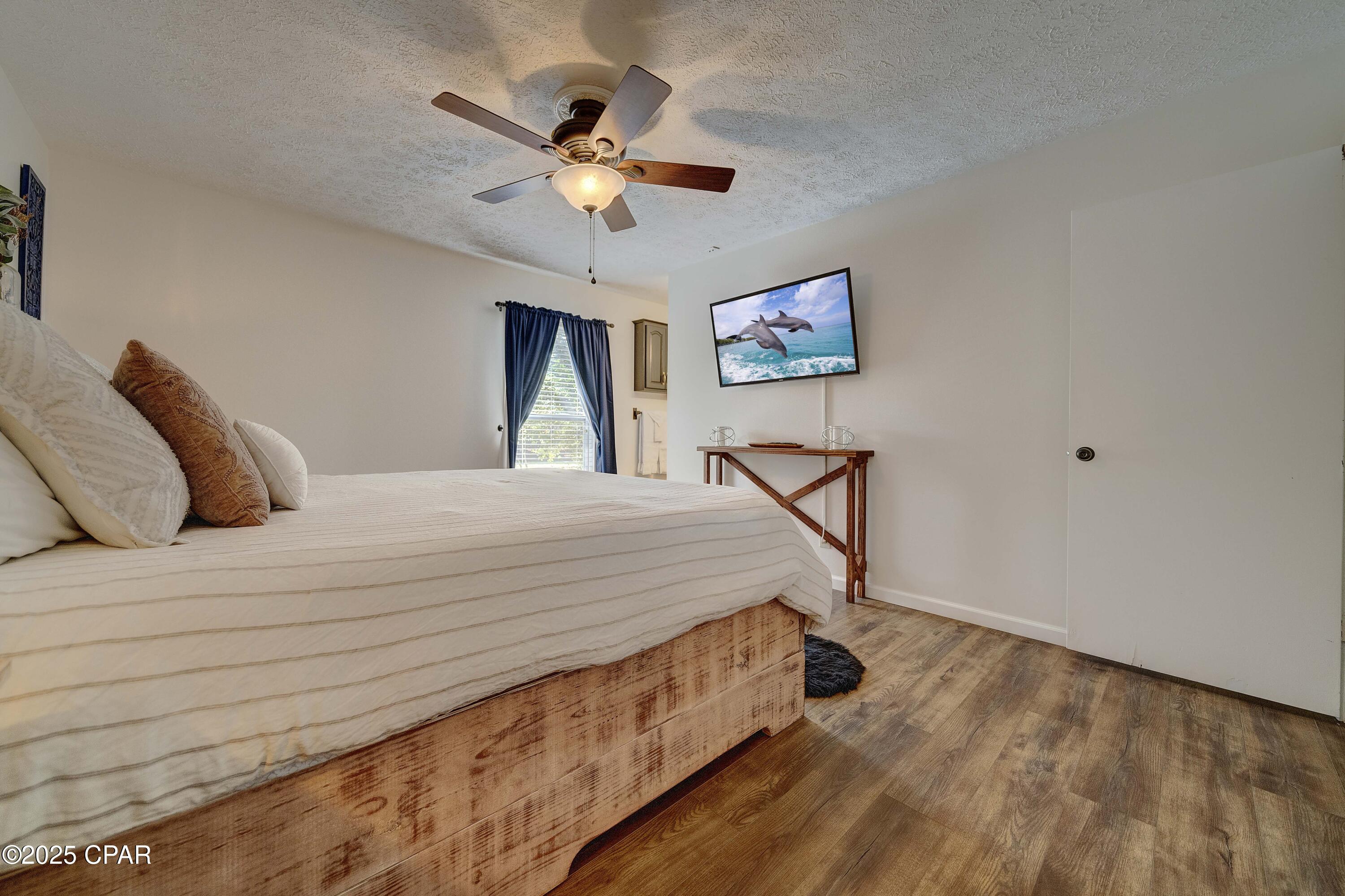 Shoreline Properties#1 - Residential