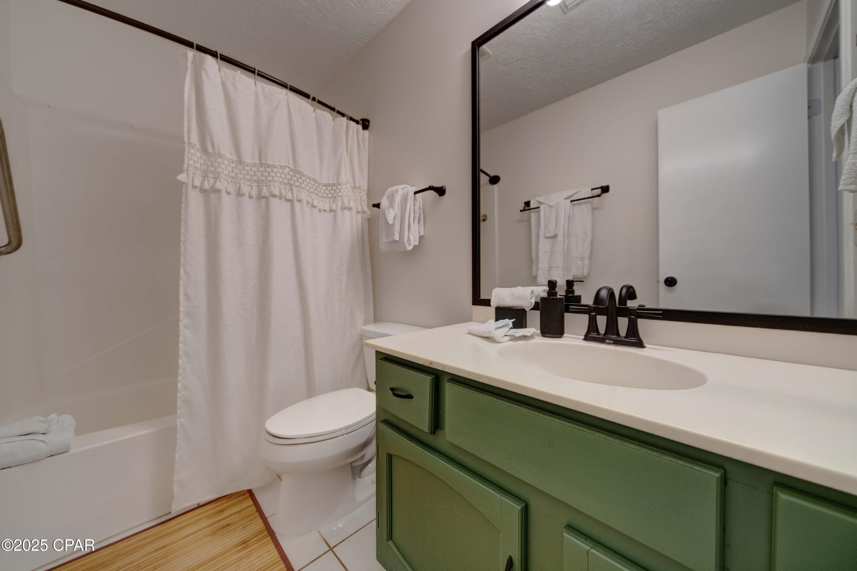 Shoreline Properties#1 - Residential