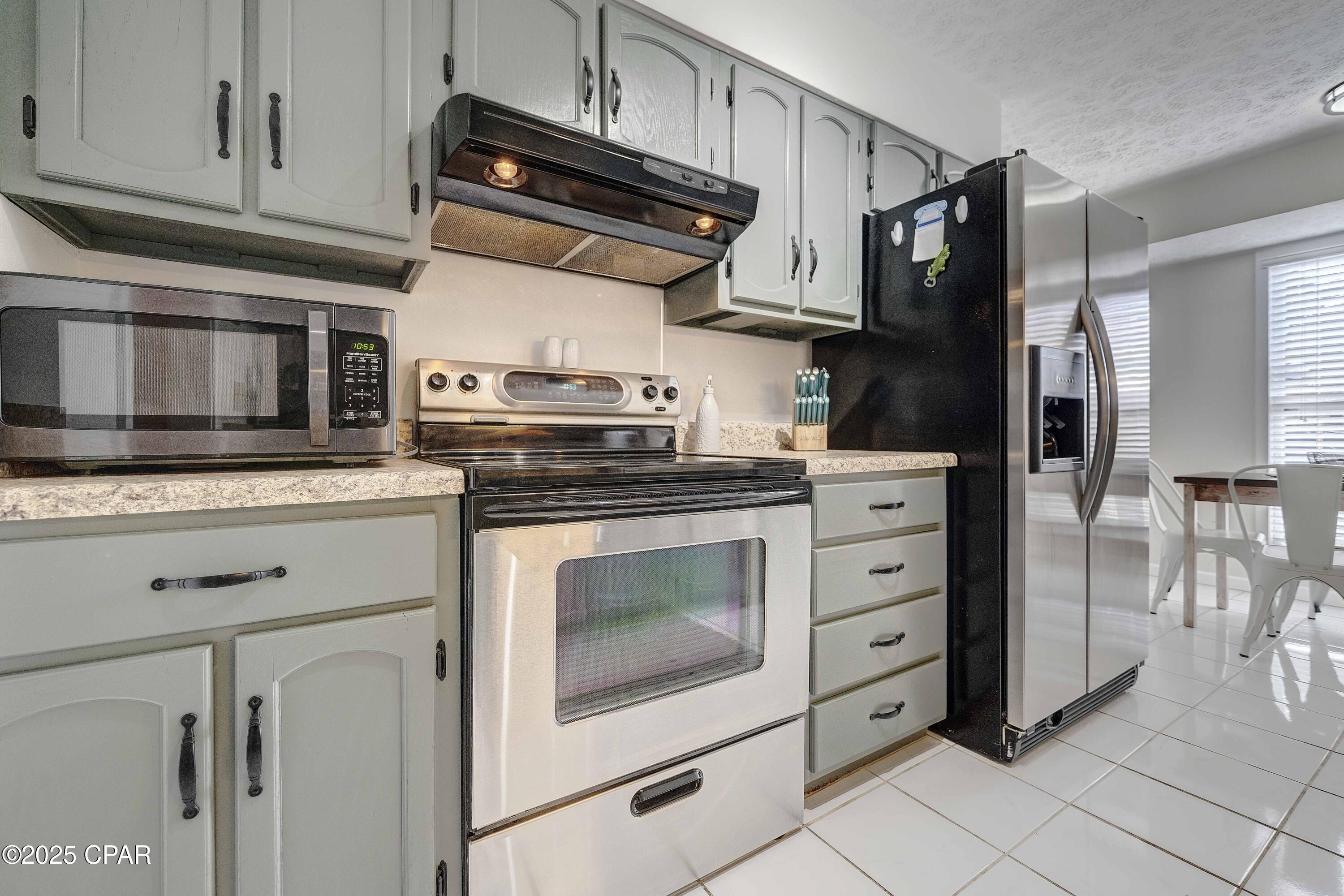 Shoreline Properties#1 - Residential